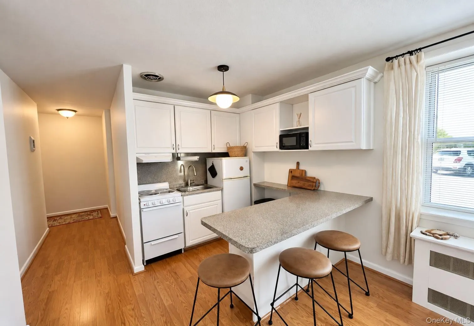 855 Broadway, Long Beach, NY, 2 Rooms Rooms,1 BathroomBathrooms,Residential Lease,For Rent,Broadway,0,1048109 855 Broadway, Long Beach, NY, 2 Rooms Rooms,1 BathroomBathrooms,Residential Lease,For Rent,Broadway,0,1048109
