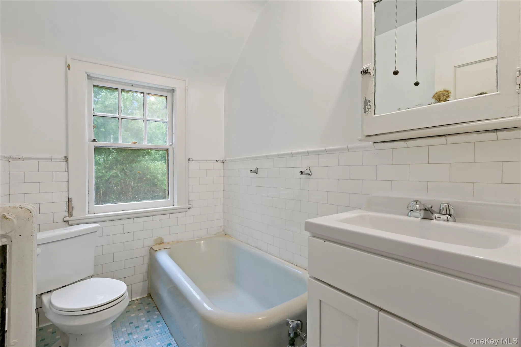 Hall Bath Hall Bath