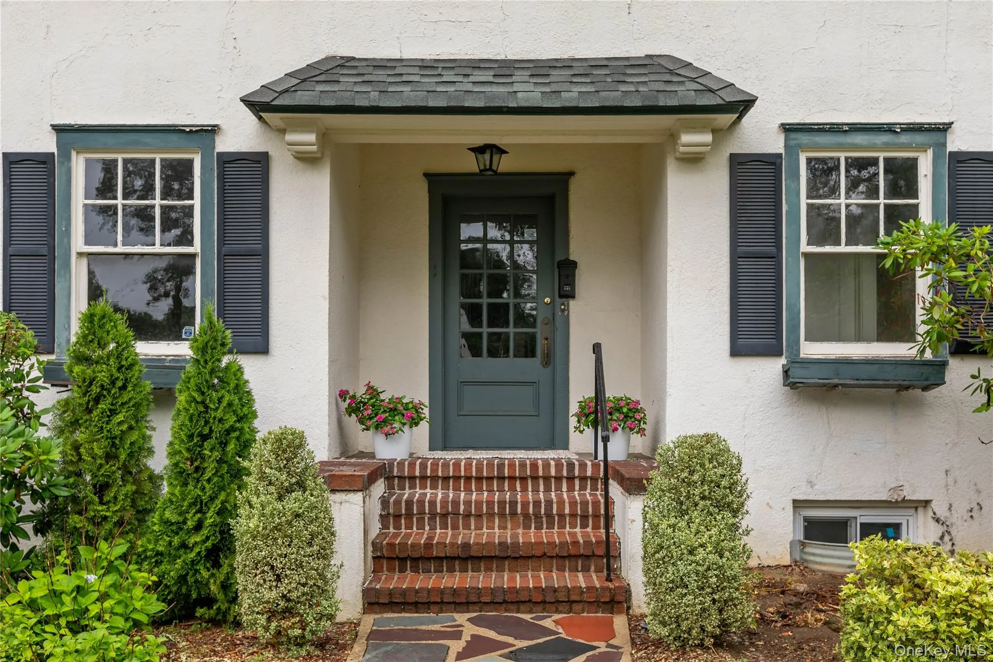 Welcome home to this Greenacres Charmer! Welcome home to this Greenacres Charmer!
