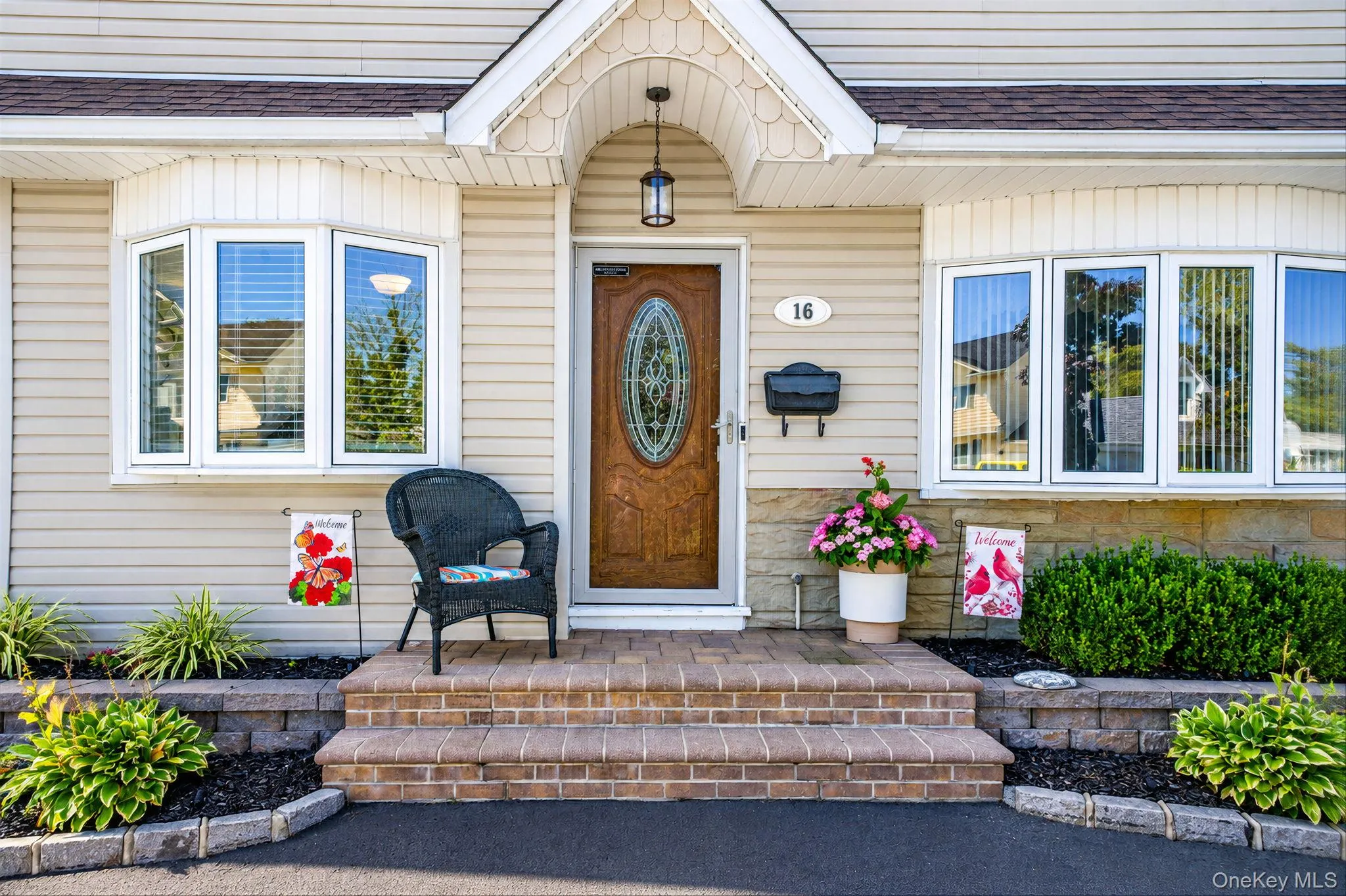 16 Salem Road, Oyster Bay, NY, 3 Bedrooms Bedrooms, 8 Rooms Rooms,3 BathroomsBathrooms,Residential,For Rent,Salem,0,1048114 16 Salem Road, Oyster Bay, NY, 3 Bedrooms Bedrooms, 8 Rooms Rooms,3 BathroomsBathrooms,Residential,For Rent,Salem,0,1048114