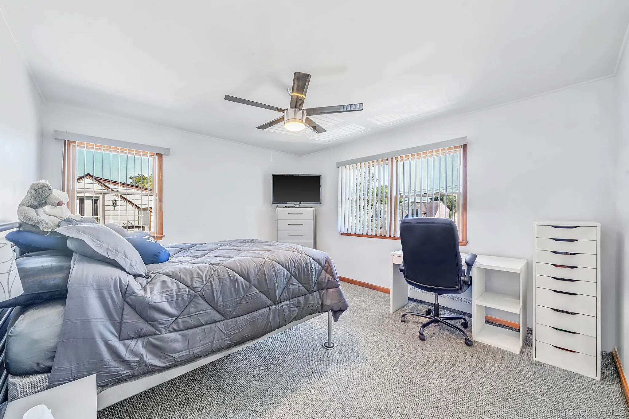 16 Salem Road, Oyster Bay, NY, 3 Bedrooms Bedrooms, 8 Rooms Rooms,3 BathroomsBathrooms,Residential,For Rent,Salem,0,1048114 16 Salem Road, Oyster Bay, NY, 3 Bedrooms Bedrooms, 8 Rooms Rooms,3 BathroomsBathrooms,Residential,For Rent,Salem,0,1048114