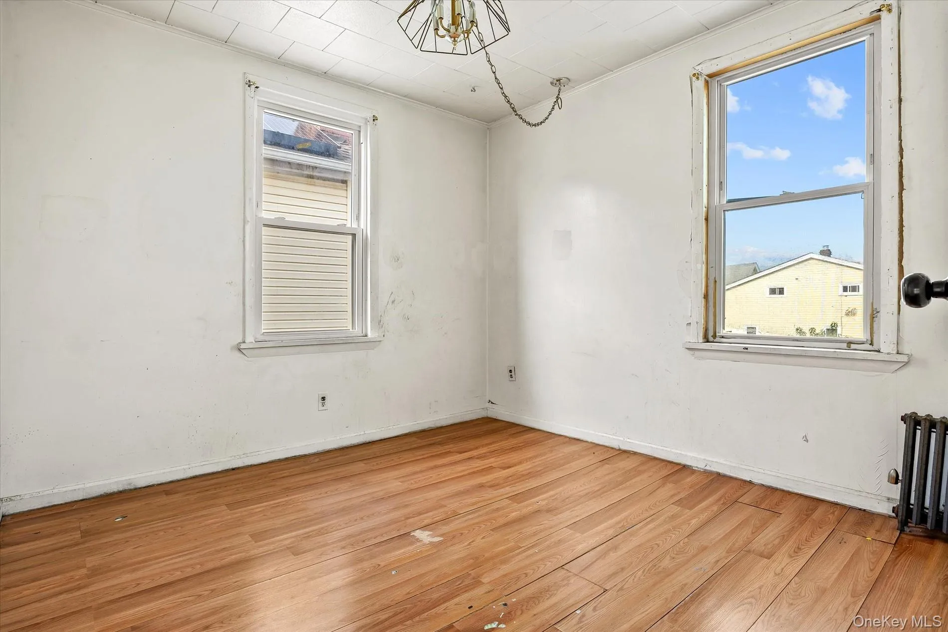 101-59 133rd Street, New York, NY, 3 Bedrooms Bedrooms, 5 Rooms Rooms,2 BathroomsBathrooms,Residential,For Rent,133rd,0,1048117 101-59 133rd Street, New York, NY, 3 Bedrooms Bedrooms, 5 Rooms Rooms,2 BathroomsBathrooms,Residential,For Rent,133rd,0,1048117