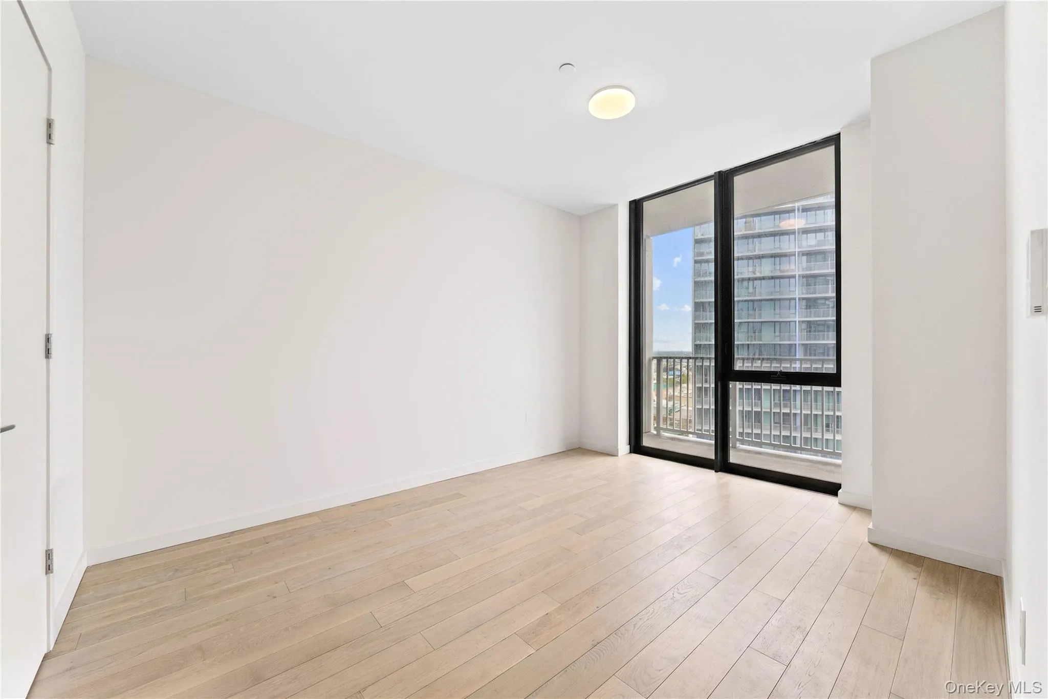 131-02A 40th Road, New York, NY, 1 Bedroom Bedrooms, 3 Rooms Rooms,1 BathroomBathrooms,Residential,For Rent,40th Road,0,1048118 131-02A 40th Road, New York, NY, 1 Bedroom Bedrooms, 3 Rooms Rooms,1 BathroomBathrooms,Residential,For Rent,40th Road,0,1048118