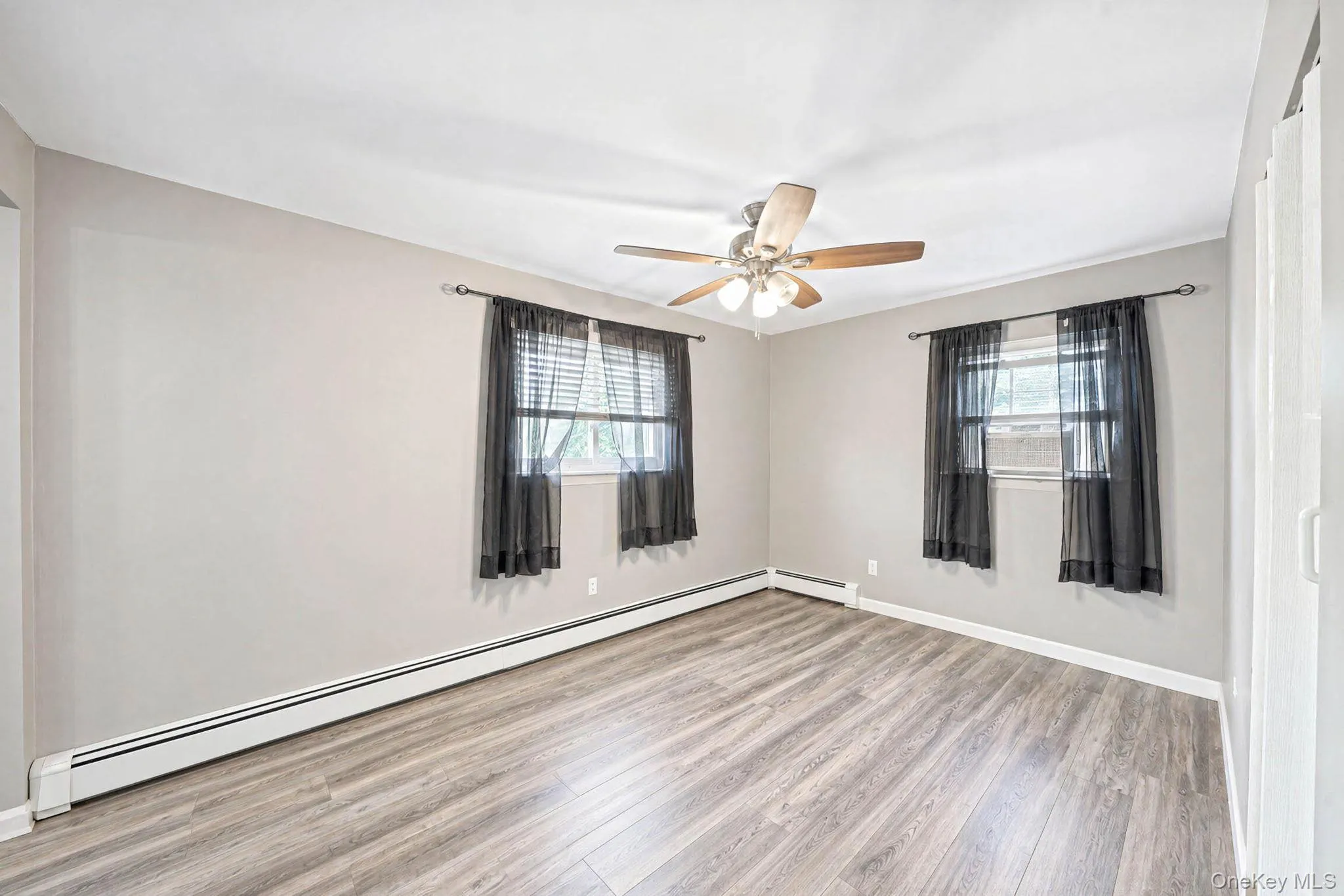 12 Carston Street, Brookhaven, NY, 6 Bedrooms Bedrooms, 11 Rooms Rooms,3 BathroomsBathrooms,Residential,For Rent,Carston,0,1048125 12 Carston Street, Brookhaven, NY, 6 Bedrooms Bedrooms, 11 Rooms Rooms,3 BathroomsBathrooms,Residential,For Rent,Carston,0,1048125