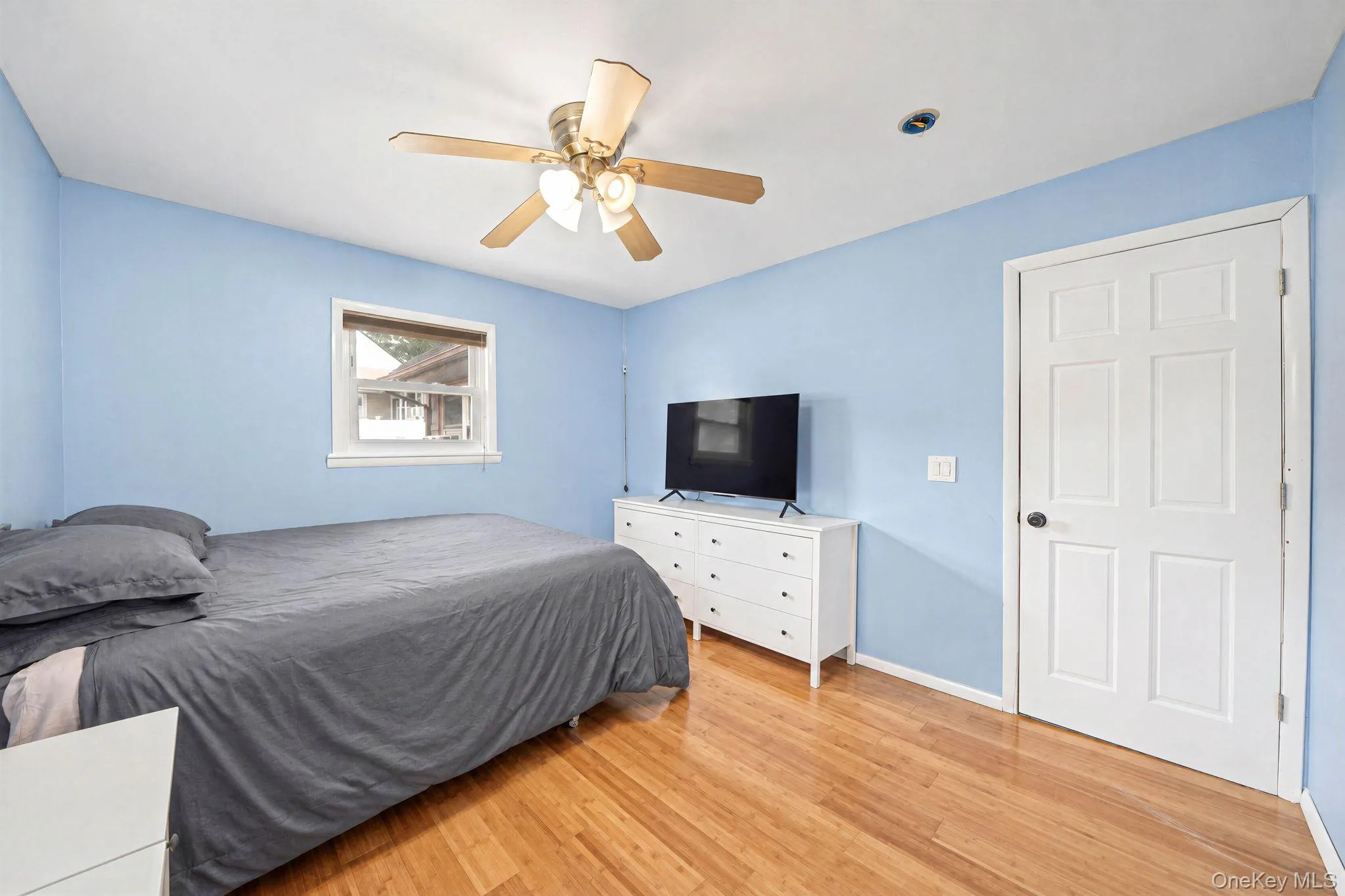 12 Carston Street, Brookhaven, NY, 6 Bedrooms Bedrooms, 11 Rooms Rooms,3 BathroomsBathrooms,Residential,For Rent,Carston,0,1048125 12 Carston Street, Brookhaven, NY, 6 Bedrooms Bedrooms, 11 Rooms Rooms,3 BathroomsBathrooms,Residential,For Rent,Carston,0,1048125