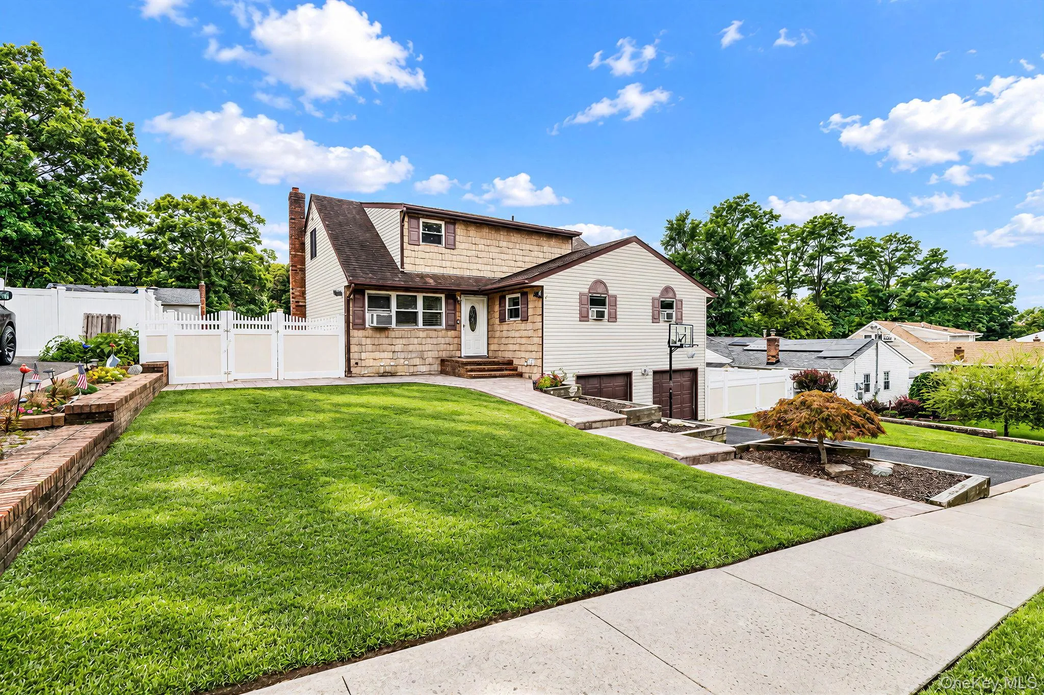 12 Carston Street, Brookhaven, NY, 6 Bedrooms Bedrooms, 11 Rooms Rooms,3 BathroomsBathrooms,Residential,For Rent,Carston,0,1048125 12 Carston Street, Brookhaven, NY, 6 Bedrooms Bedrooms, 11 Rooms Rooms,3 BathroomsBathrooms,Residential,For Rent,Carston,0,1048125