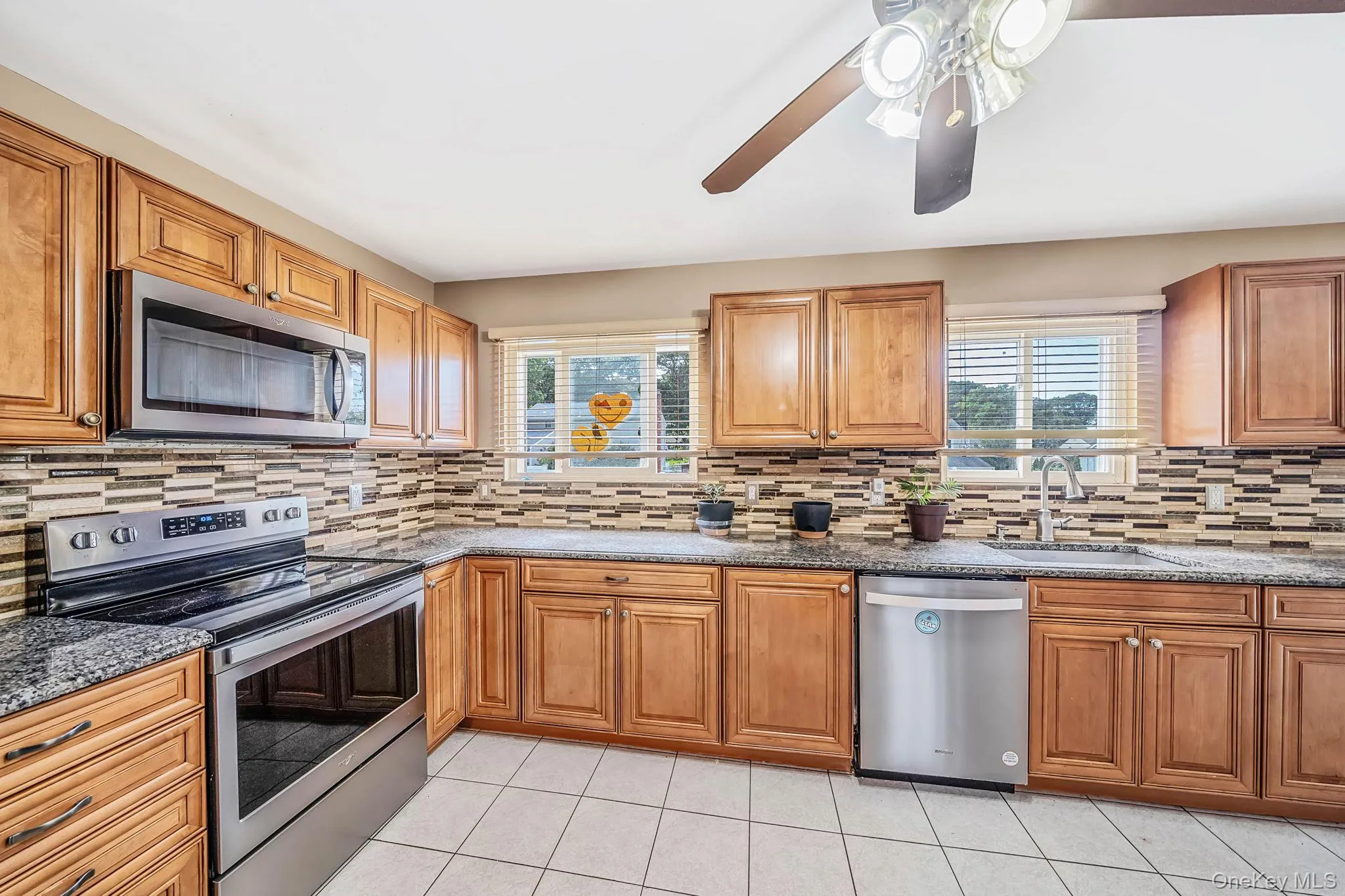 12 Carston Street, Brookhaven, NY, 6 Bedrooms Bedrooms, 11 Rooms Rooms,3 BathroomsBathrooms,Residential,For Rent,Carston,0,1048125 12 Carston Street, Brookhaven, NY, 6 Bedrooms Bedrooms, 11 Rooms Rooms,3 BathroomsBathrooms,Residential,For Rent,Carston,0,1048125