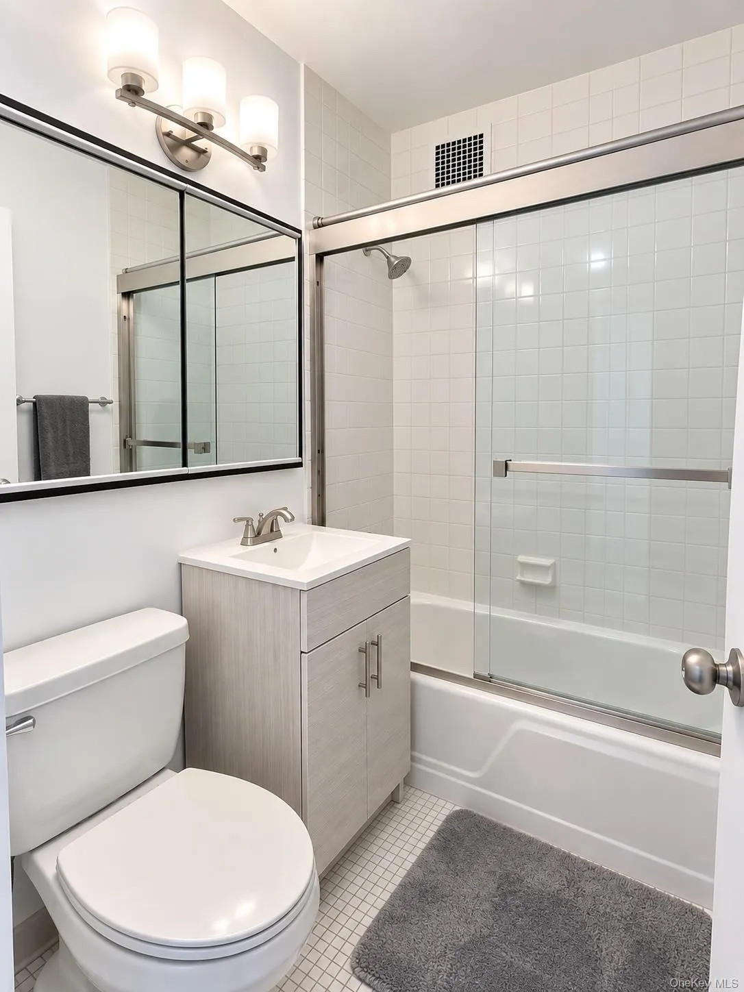 30 Lake Street, White Plains, NY, 1 Bedroom Bedrooms, 4 Room Rooms,1 BathroomBathrooms,Residential Lease,For Rent,Lake,0,1048134 30 Lake Street, White Plains, NY, 1 Bedroom Bedrooms, 4 Room Rooms,1 BathroomBathrooms,Residential Lease,For Rent,Lake,0,1048134