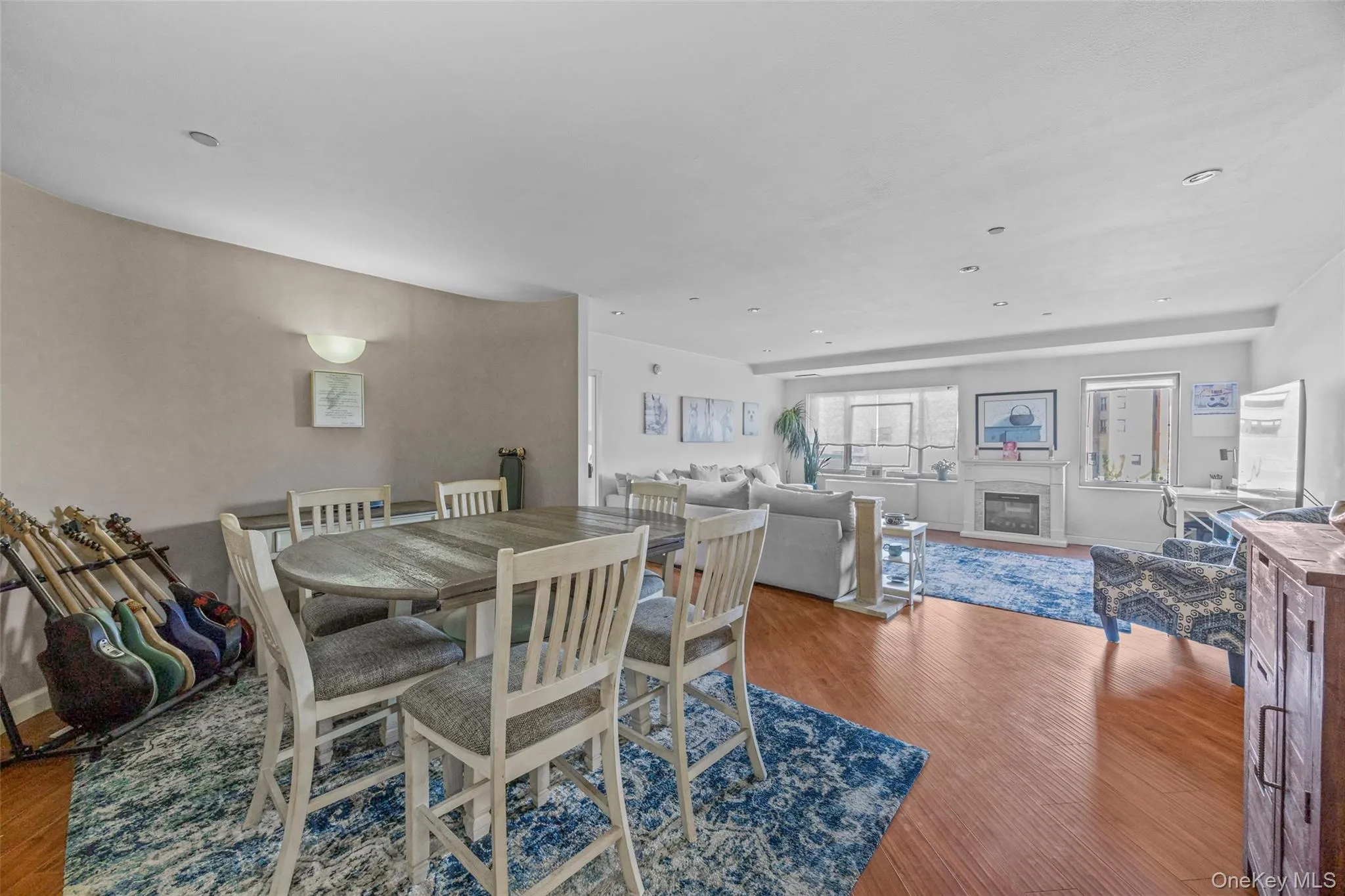 136 Beach 117th Street, New York, NY, 2 Bedrooms Bedrooms, 3 Rooms Rooms,2 BathroomsBathrooms,Residential,For Rent,Beach 117th,0,1048135 136 Beach 117th Street, New York, NY, 2 Bedrooms Bedrooms, 3 Rooms Rooms,2 BathroomsBathrooms,Residential,For Rent,Beach 117th,0,1048135