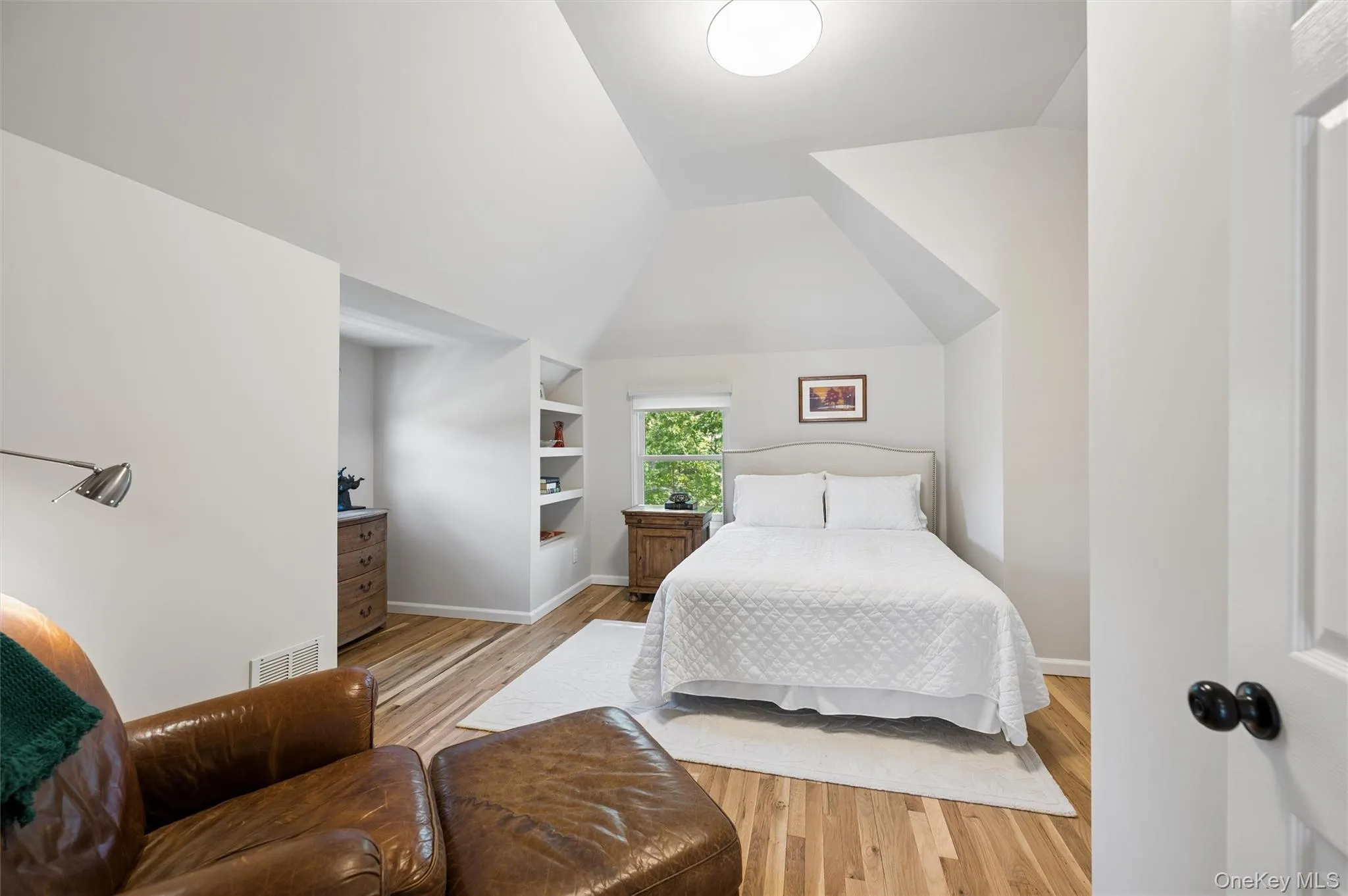 58 Ocean Avenue, Southampton, NY, 3 Bedrooms Bedrooms, 7 Rooms Rooms,2 BathroomsBathrooms,Residential Lease,For Rent,Ocean,0,1048142 58 Ocean Avenue, Southampton, NY, 3 Bedrooms Bedrooms, 7 Rooms Rooms,2 BathroomsBathrooms,Residential Lease,For Rent,Ocean,0,1048142