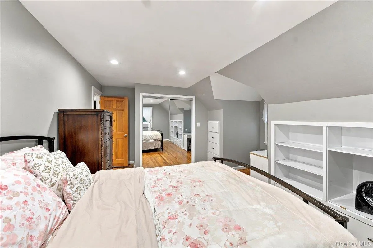 2nd Bedroom 2nd Bedroom