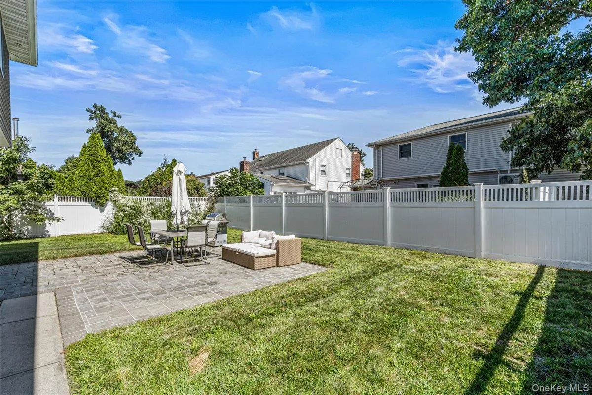 1845 Relyea Drive, Hempstead, NY, 4 Bedrooms Bedrooms, 7 Rooms Rooms,3 BathroomsBathrooms,Residential,For Rent,Relyea,0,1048147 1845 Relyea Drive, Hempstead, NY, 4 Bedrooms Bedrooms, 7 Rooms Rooms,3 BathroomsBathrooms,Residential,For Rent,Relyea,0,1048147