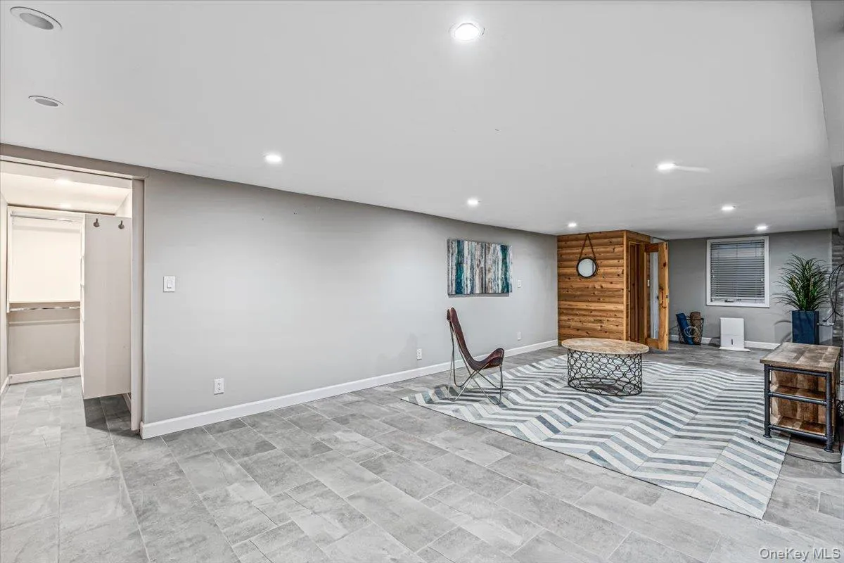1845 Relyea Drive, Hempstead, NY, 4 Bedrooms Bedrooms, 7 Rooms Rooms,3 BathroomsBathrooms,Residential,For Rent,Relyea,0,1048147 1845 Relyea Drive, Hempstead, NY, 4 Bedrooms Bedrooms, 7 Rooms Rooms,3 BathroomsBathrooms,Residential,For Rent,Relyea,0,1048147