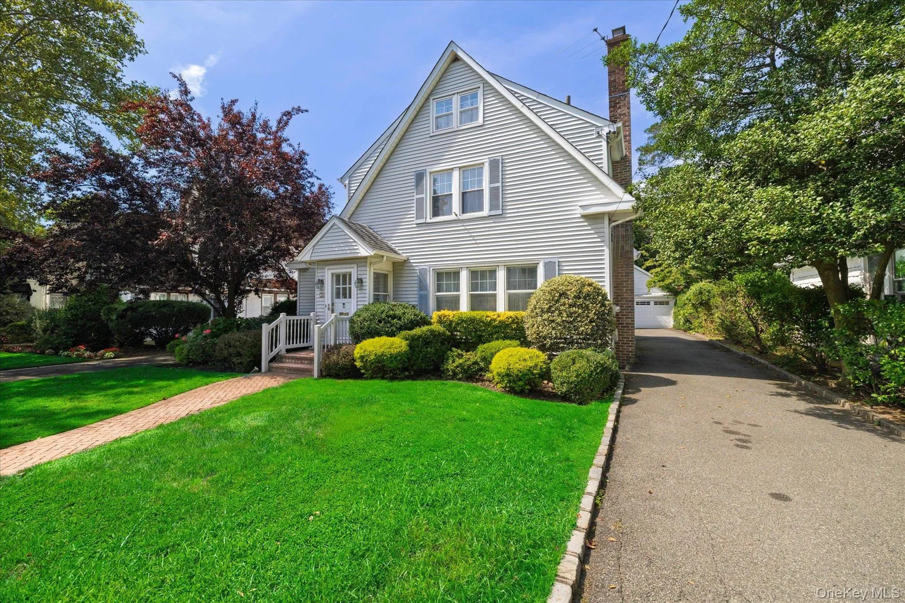 38 Fern Street, Hempstead, NY, 3 Bedrooms Bedrooms, 8 Rooms Rooms,3 BathroomsBathrooms,Residential,For Rent,Fern,0,1048148 38 Fern Street, Hempstead, NY, 3 Bedrooms Bedrooms, 8 Rooms Rooms,3 BathroomsBathrooms,Residential,For Rent,Fern,0,1048148