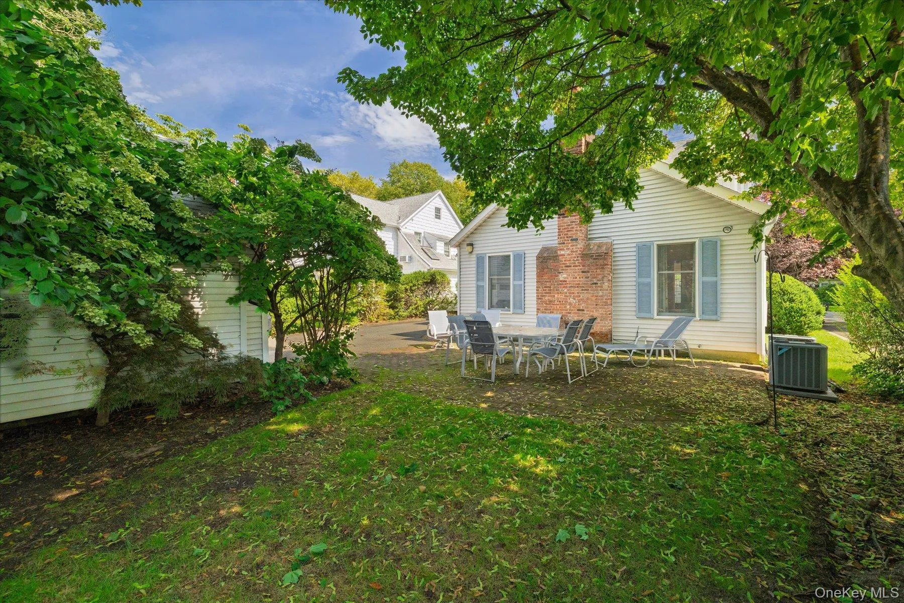 38 Fern Street, Hempstead, NY, 3 Bedrooms Bedrooms, 8 Rooms Rooms,3 BathroomsBathrooms,Residential,For Rent,Fern,0,1048148 38 Fern Street, Hempstead, NY, 3 Bedrooms Bedrooms, 8 Rooms Rooms,3 BathroomsBathrooms,Residential,For Rent,Fern,0,1048148