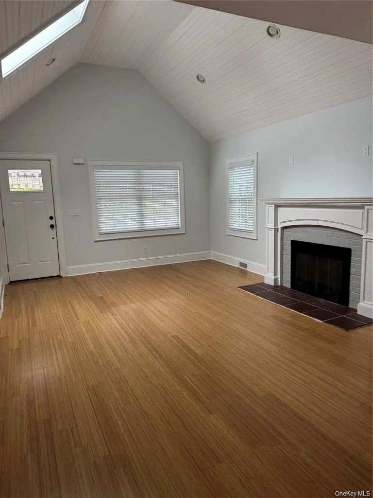 46 Clayton Avenue, Hempstead, NY, 3 Bedrooms Bedrooms, 6 Rooms Rooms,2 BathroomsBathrooms,Residential Lease,For Rent,Clayton,0,1048149 46 Clayton Avenue, Hempstead, NY, 3 Bedrooms Bedrooms, 6 Rooms Rooms,2 BathroomsBathrooms,Residential Lease,For Rent,Clayton,0,1048149