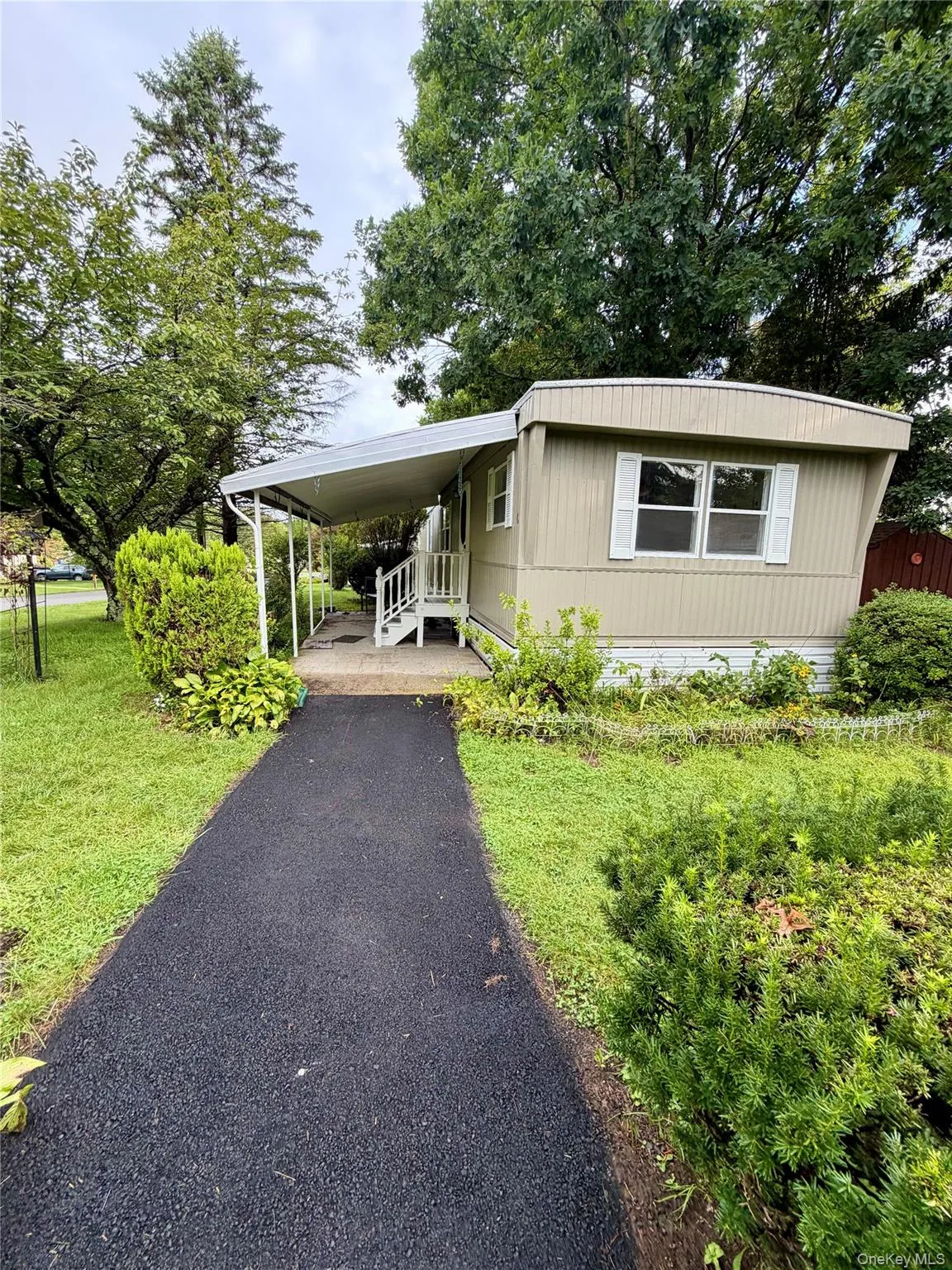 6 Oahu Lane, Plattekill, NY, 2 Bedrooms Bedrooms, 5 Rooms Rooms,1 BathroomBathrooms,Residential,For Rent,Oahu,0,1048152 6 Oahu Lane, Plattekill, NY, 2 Bedrooms Bedrooms, 5 Rooms Rooms,1 BathroomBathrooms,Residential,For Rent,Oahu,0,1048152