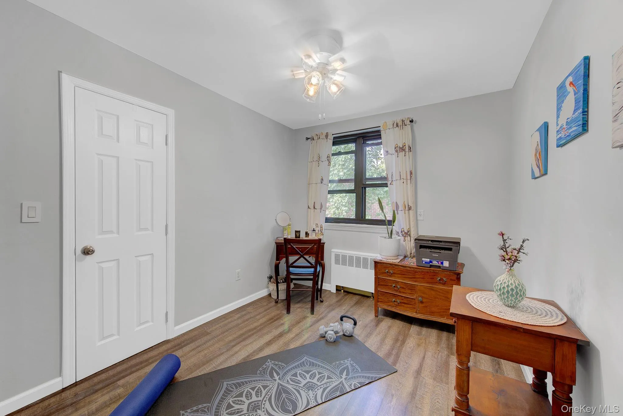 245-14 61st Avenue, New York, NY, 2 Bedrooms Bedrooms, 5 Rooms Rooms,1 BathroomBathrooms,Residential,For Rent,61st,0,1048154 245-14 61st Avenue, New York, NY, 2 Bedrooms Bedrooms, 5 Rooms Rooms,1 BathroomBathrooms,Residential,For Rent,61st,0,1048154
