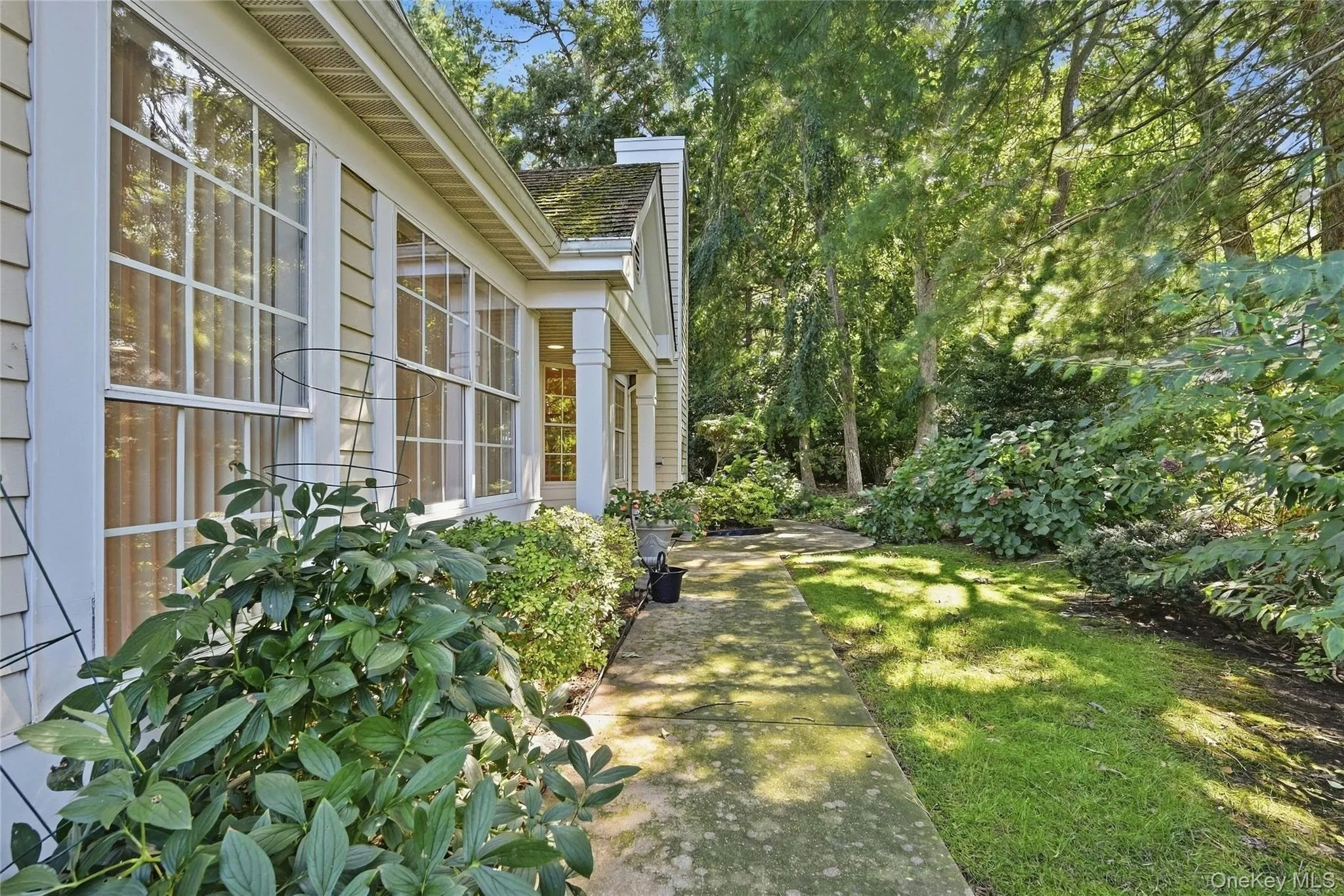 9 Oakdale Court, Brookhaven, NY, 2 Bedrooms Bedrooms, 6 Rooms Rooms,2 BathroomsBathrooms,Residential,For Rent,Oakdale,0,1048158 9 Oakdale Court, Brookhaven, NY, 2 Bedrooms Bedrooms, 6 Rooms Rooms,2 BathroomsBathrooms,Residential,For Rent,Oakdale,0,1048158