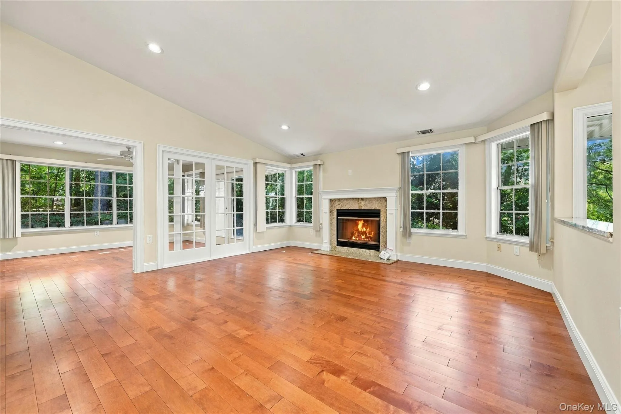 9 Oakdale Court, Brookhaven, NY, 2 Bedrooms Bedrooms, 6 Rooms Rooms,2 BathroomsBathrooms,Residential,For Rent,Oakdale,0,1048158 9 Oakdale Court, Brookhaven, NY, 2 Bedrooms Bedrooms, 6 Rooms Rooms,2 BathroomsBathrooms,Residential,For Rent,Oakdale,0,1048158