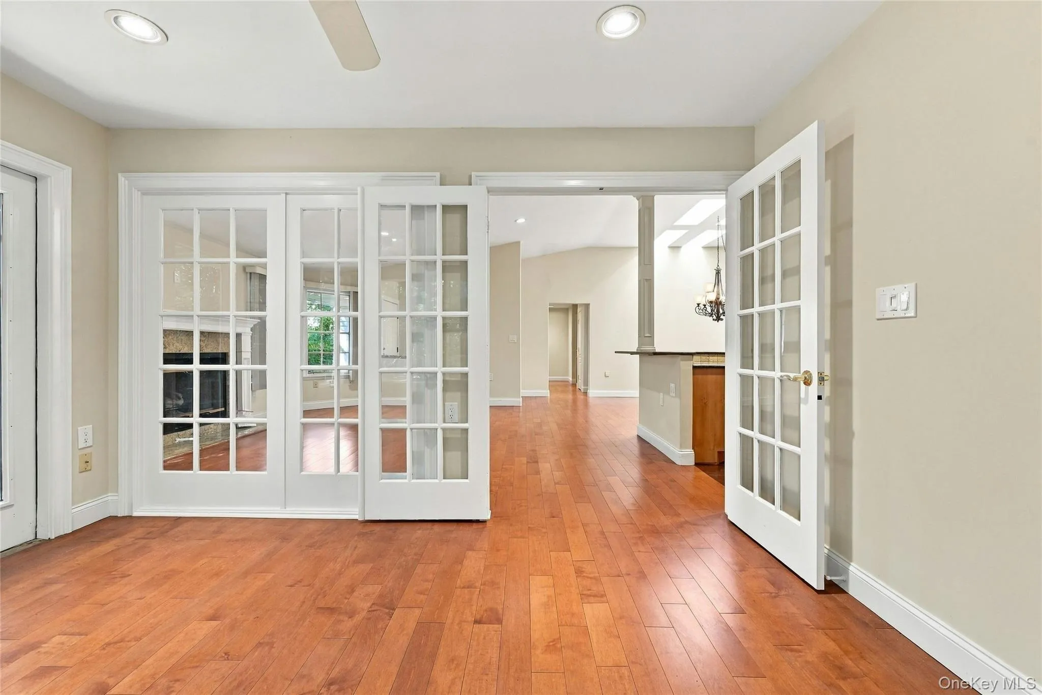 9 Oakdale Court, Brookhaven, NY, 2 Bedrooms Bedrooms, 6 Rooms Rooms,2 BathroomsBathrooms,Residential,For Rent,Oakdale,0,1048158 9 Oakdale Court, Brookhaven, NY, 2 Bedrooms Bedrooms, 6 Rooms Rooms,2 BathroomsBathrooms,Residential,For Rent,Oakdale,0,1048158