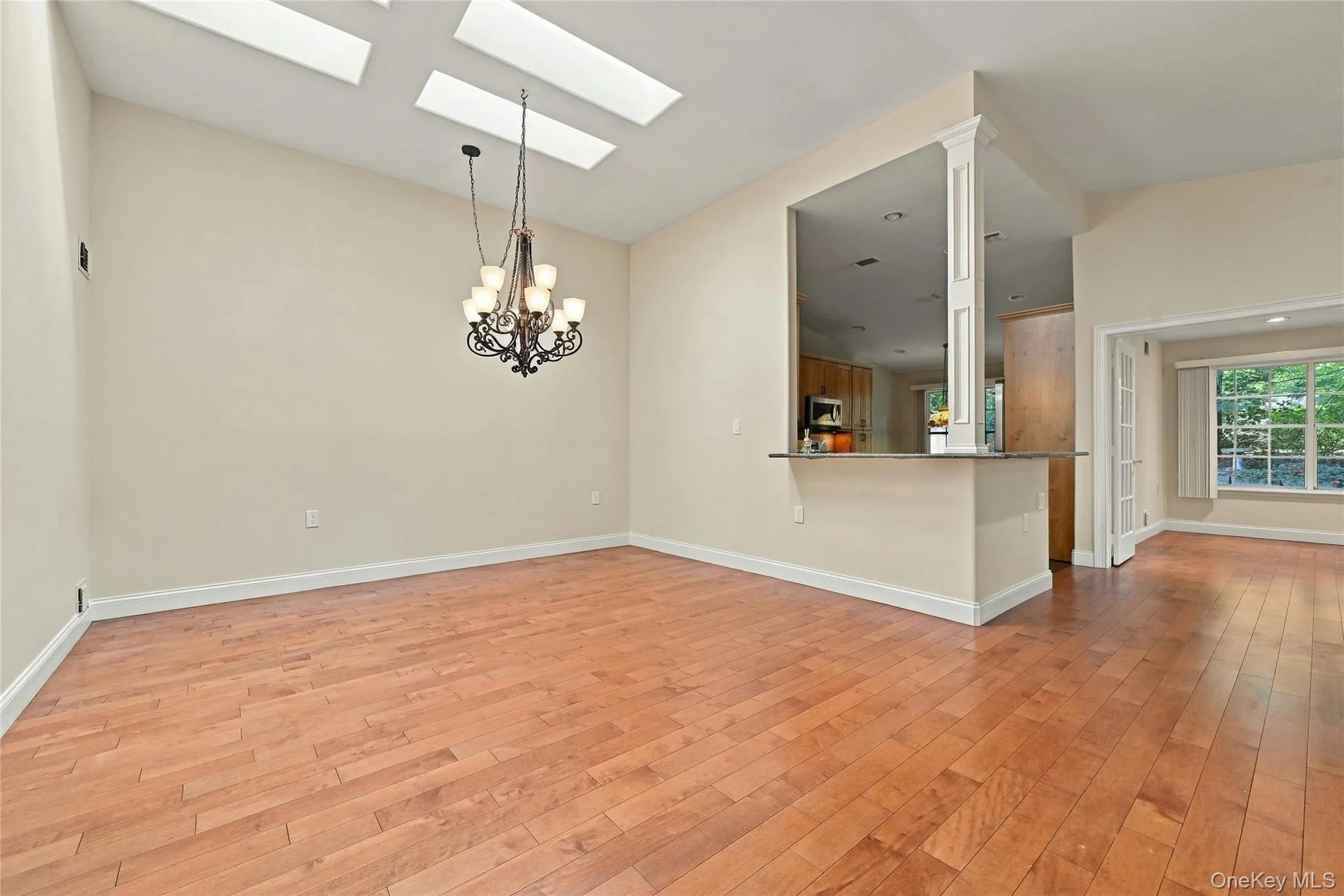 9 Oakdale Court, Brookhaven, NY, 2 Bedrooms Bedrooms, 6 Rooms Rooms,2 BathroomsBathrooms,Residential,For Rent,Oakdale,0,1048158 9 Oakdale Court, Brookhaven, NY, 2 Bedrooms Bedrooms, 6 Rooms Rooms,2 BathroomsBathrooms,Residential,For Rent,Oakdale,0,1048158