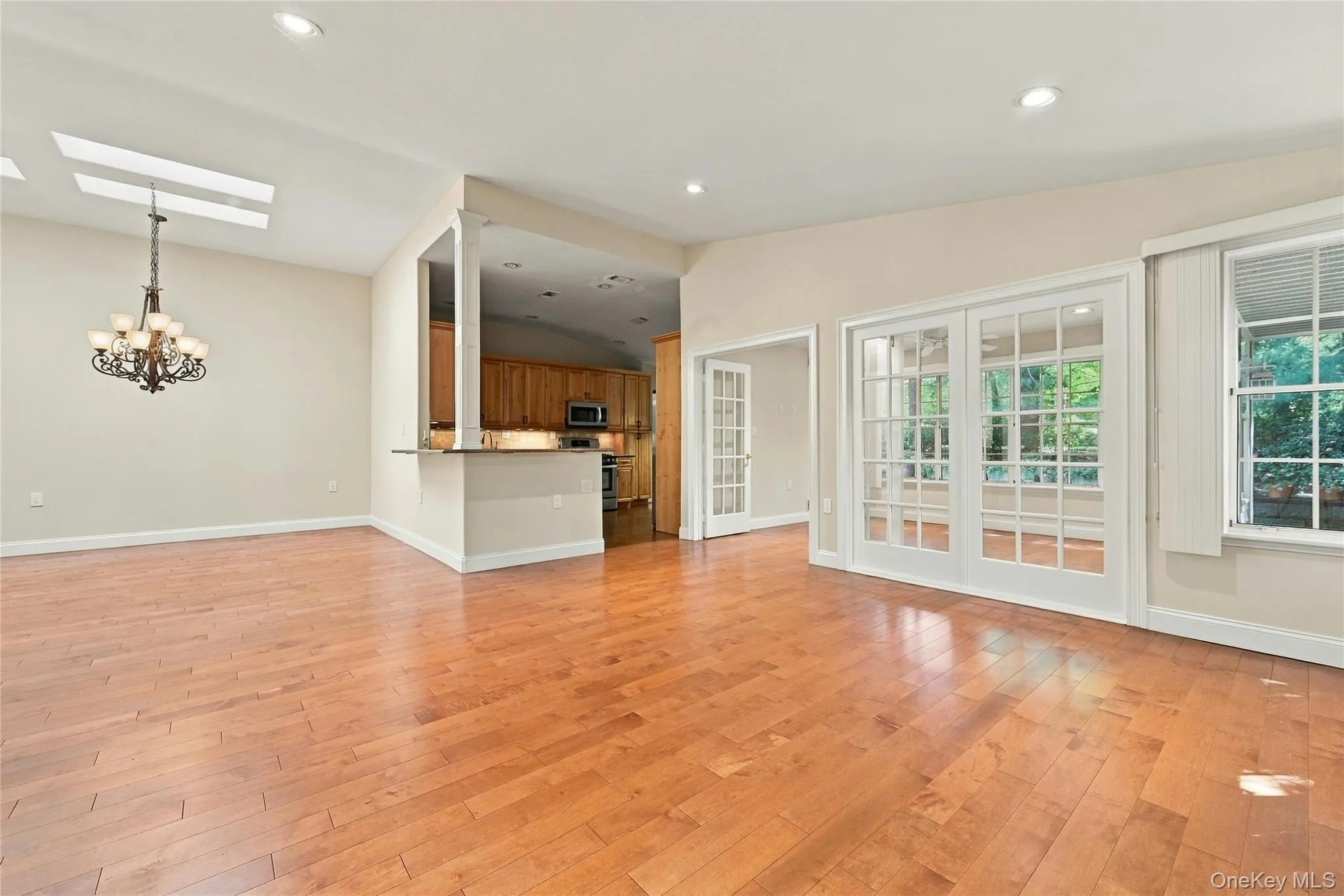 9 Oakdale Court, Brookhaven, NY, 2 Bedrooms Bedrooms, 6 Rooms Rooms,2 BathroomsBathrooms,Residential,For Rent,Oakdale,0,1048158 9 Oakdale Court, Brookhaven, NY, 2 Bedrooms Bedrooms, 6 Rooms Rooms,2 BathroomsBathrooms,Residential,For Rent,Oakdale,0,1048158