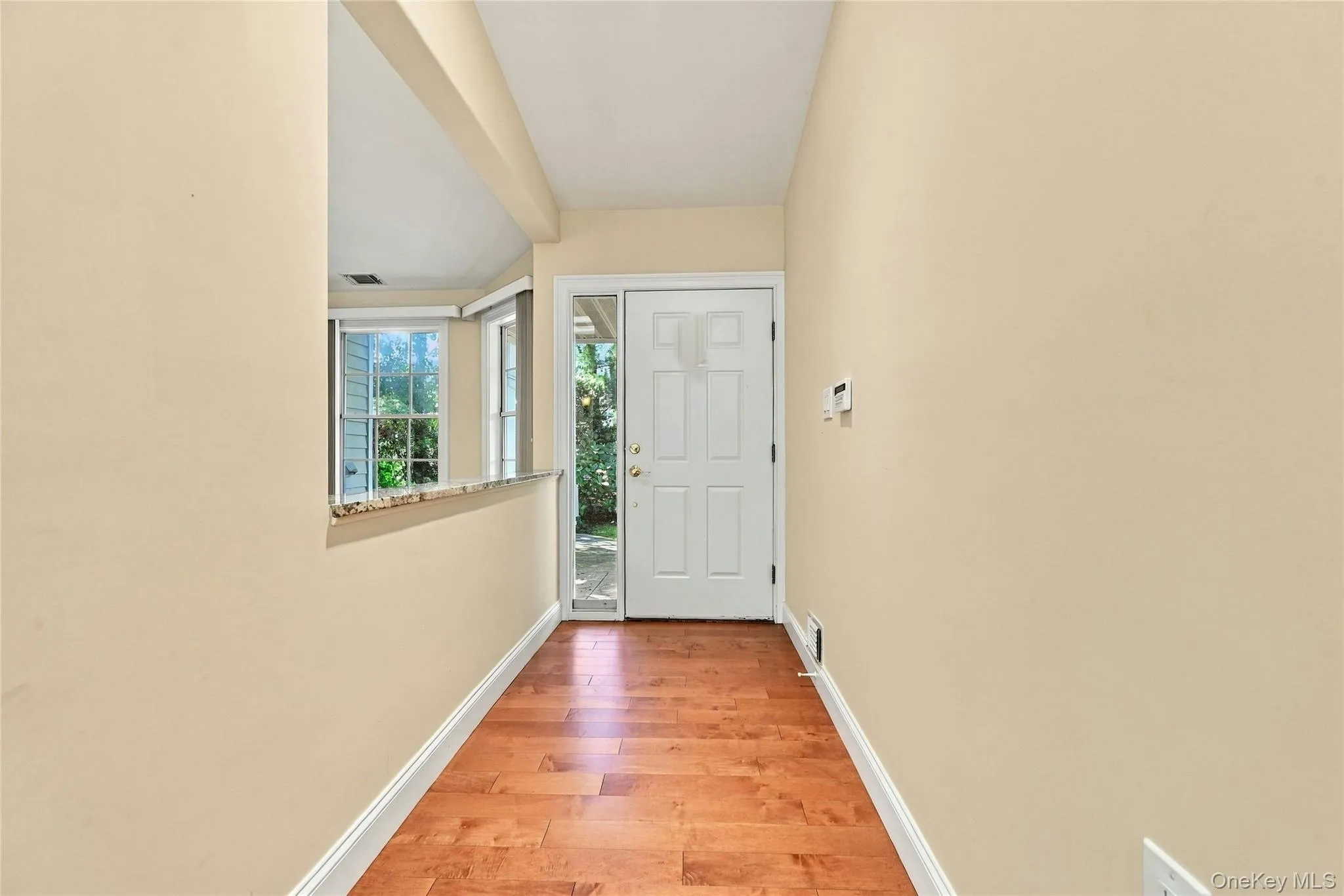 9 Oakdale Court, Brookhaven, NY, 2 Bedrooms Bedrooms, 6 Rooms Rooms,2 BathroomsBathrooms,Residential,For Rent,Oakdale,0,1048158 9 Oakdale Court, Brookhaven, NY, 2 Bedrooms Bedrooms, 6 Rooms Rooms,2 BathroomsBathrooms,Residential,For Rent,Oakdale,0,1048158