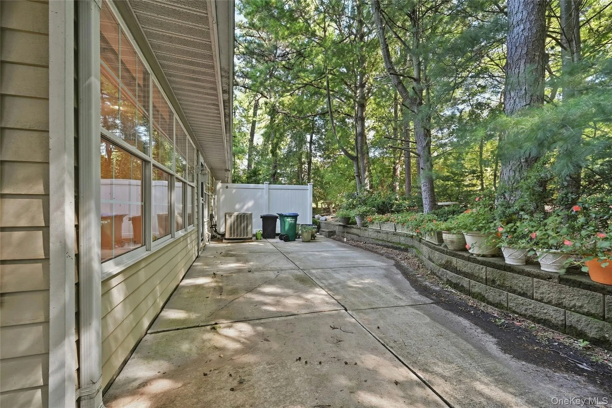9 Oakdale Court, Brookhaven, NY, 2 Bedrooms Bedrooms, 6 Rooms Rooms,2 BathroomsBathrooms,Residential,For Rent,Oakdale,0,1048158 9 Oakdale Court, Brookhaven, NY, 2 Bedrooms Bedrooms, 6 Rooms Rooms,2 BathroomsBathrooms,Residential,For Rent,Oakdale,0,1048158