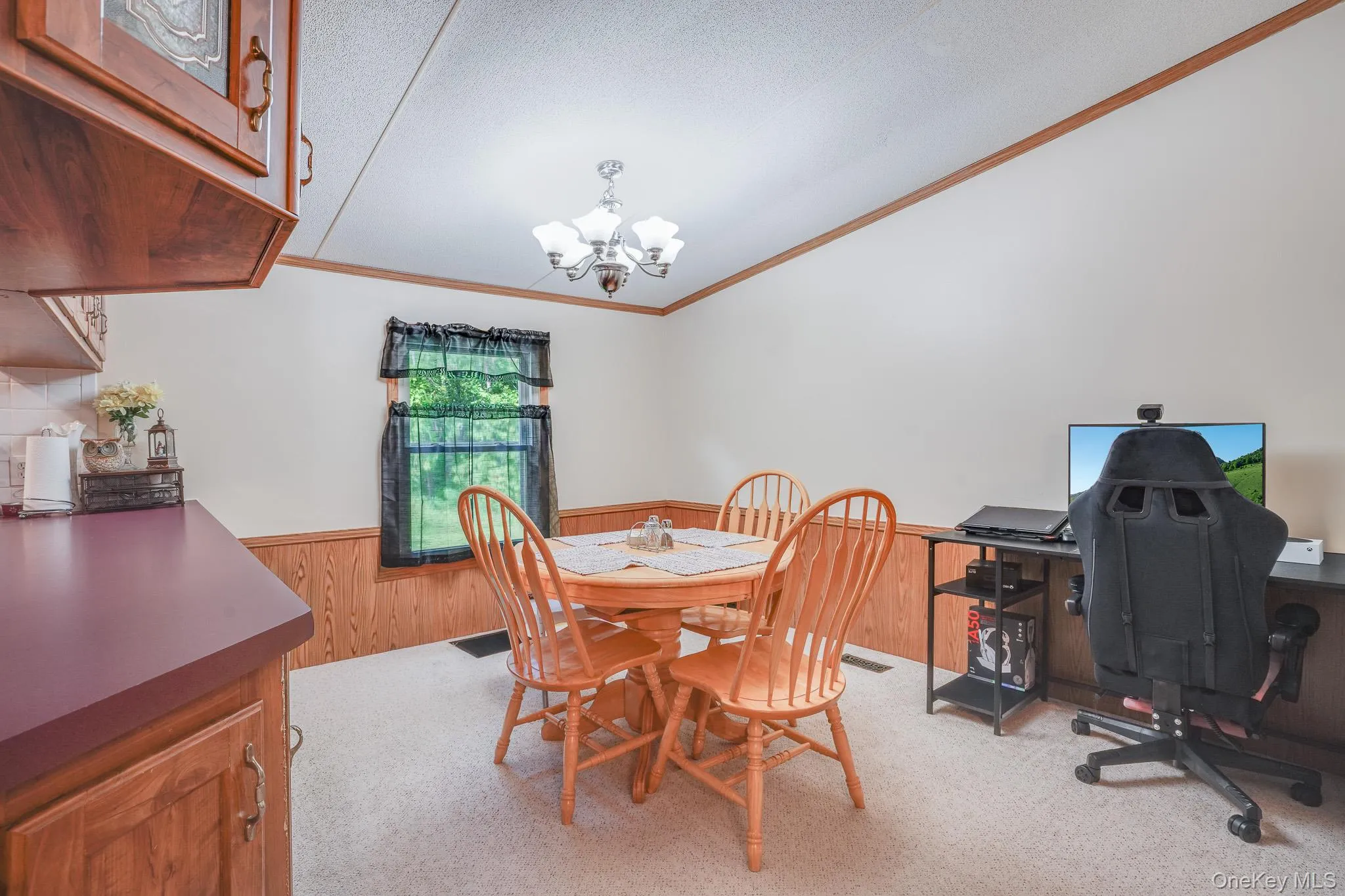 57 Forest Drive, Hyde Park, NY, 3 Bedrooms Bedrooms, 9 Rooms Rooms,2 BathroomsBathrooms,Residential,For Rent,Forest,0,1048169 57 Forest Drive, Hyde Park, NY, 3 Bedrooms Bedrooms, 9 Rooms Rooms,2 BathroomsBathrooms,Residential,For Rent,Forest,0,1048169