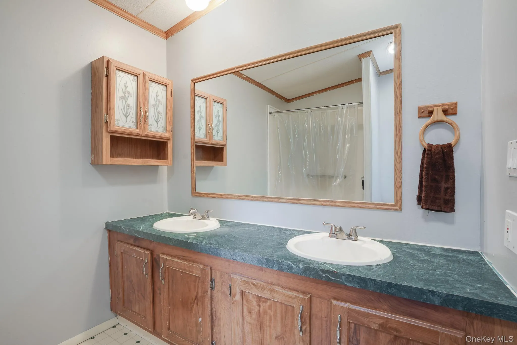 57 Forest Drive, Hyde Park, NY, 3 Bedrooms Bedrooms, 9 Rooms Rooms,2 BathroomsBathrooms,Residential,For Rent,Forest,0,1048169 57 Forest Drive, Hyde Park, NY, 3 Bedrooms Bedrooms, 9 Rooms Rooms,2 BathroomsBathrooms,Residential,For Rent,Forest,0,1048169