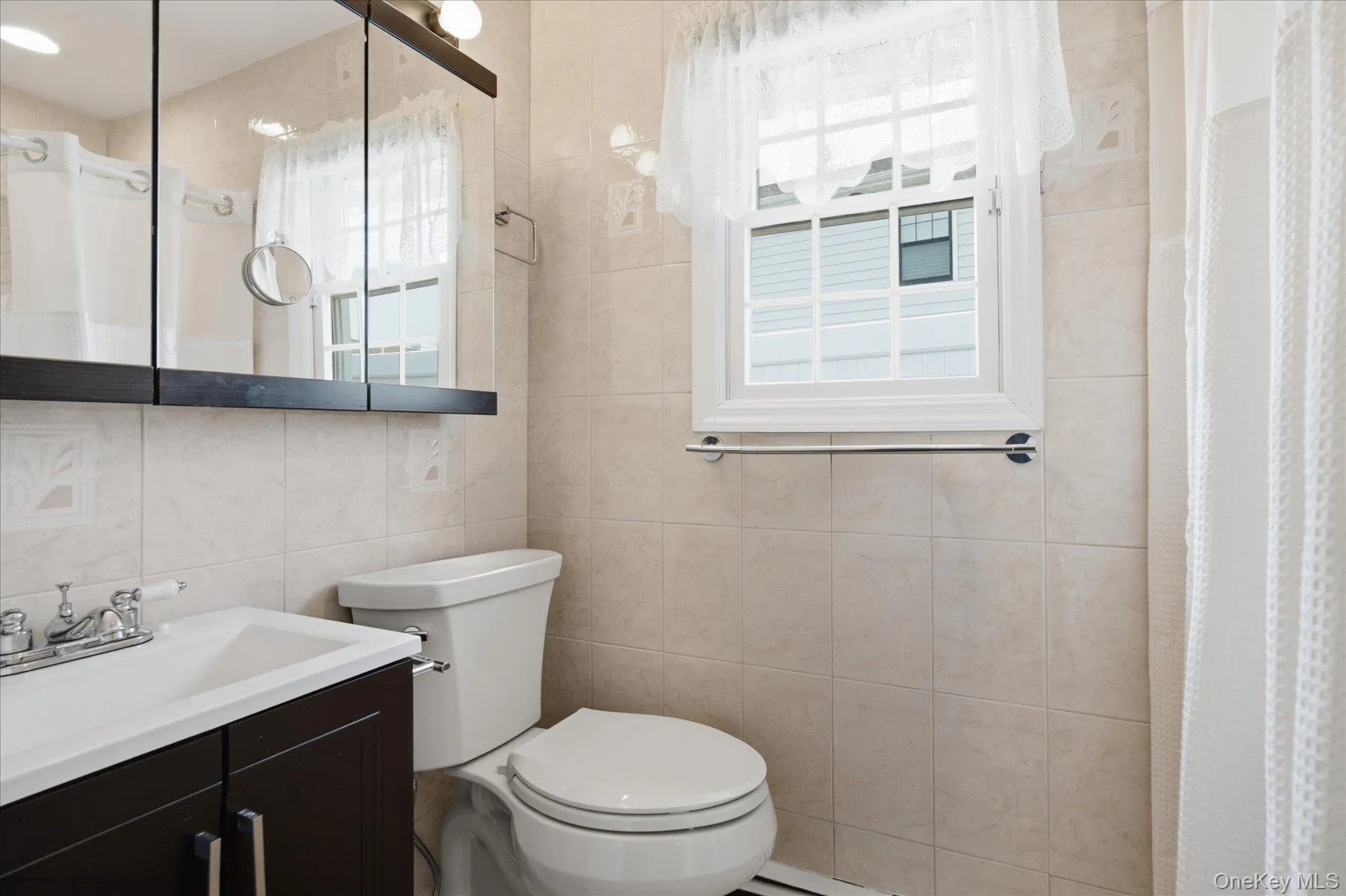 45 Polo Road, Oyster Bay, NY, 3 Bedrooms Bedrooms, 2 Rooms Rooms,2 BathroomsBathrooms,Residential,For Rent,Polo,0,1048170 45 Polo Road, Oyster Bay, NY, 3 Bedrooms Bedrooms, 2 Rooms Rooms,2 BathroomsBathrooms,Residential,For Rent,Polo,0,1048170