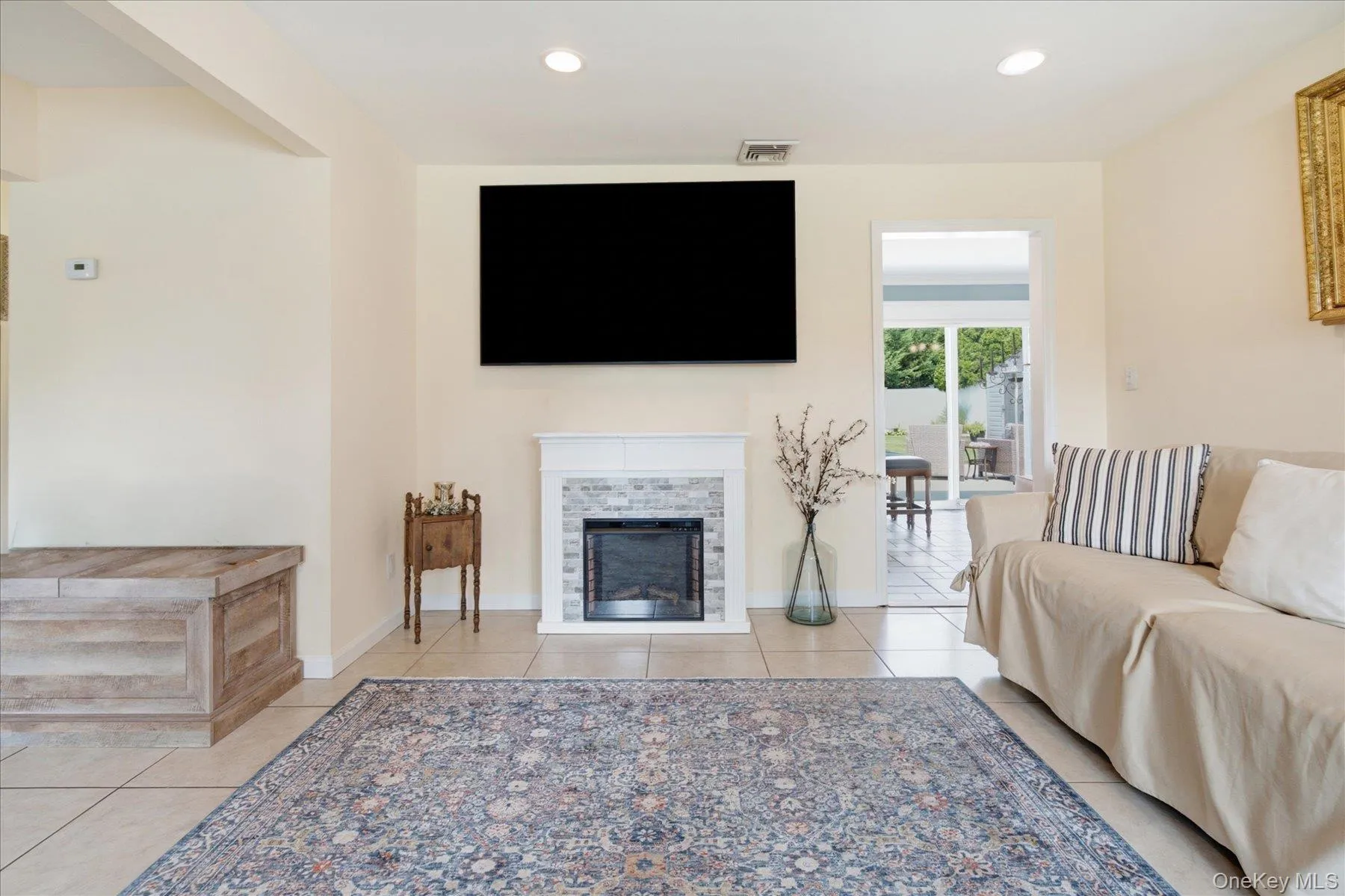 45 Polo Road, Oyster Bay, NY, 3 Bedrooms Bedrooms, 2 Rooms Rooms,2 BathroomsBathrooms,Residential,For Rent,Polo,0,1048170 45 Polo Road, Oyster Bay, NY, 3 Bedrooms Bedrooms, 2 Rooms Rooms,2 BathroomsBathrooms,Residential,For Rent,Polo,0,1048170