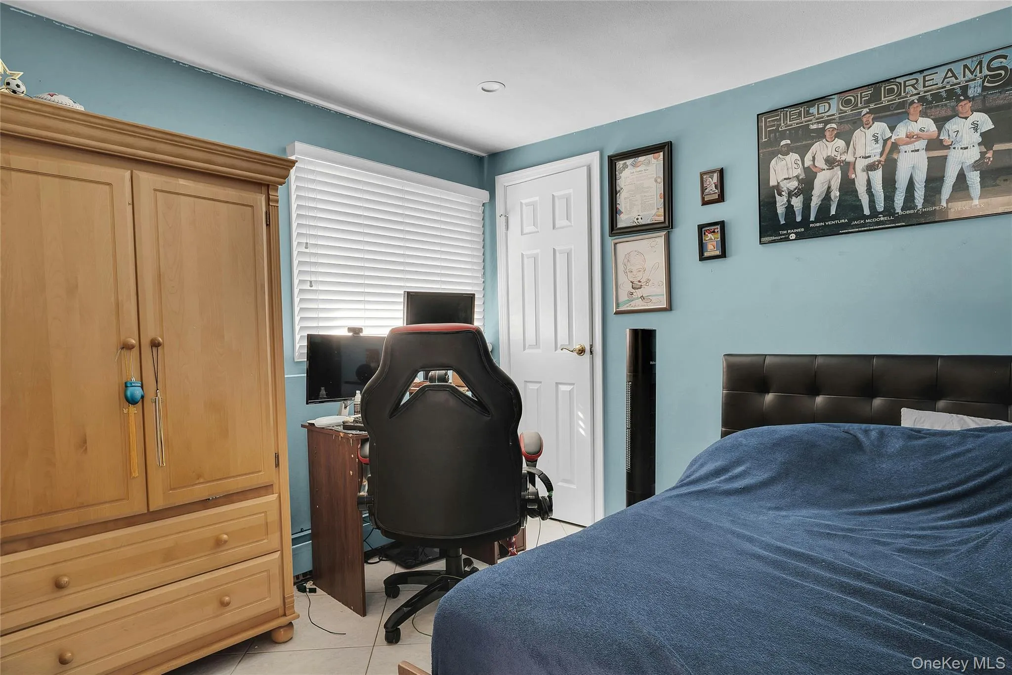 25 Heather Crescent, Smithtown, NY, 4 Bedrooms Bedrooms, 8 Rooms Rooms,2 BathroomsBathrooms,Residential,For Rent,Heather,0,1048174 25 Heather Crescent, Smithtown, NY, 4 Bedrooms Bedrooms, 8 Rooms Rooms,2 BathroomsBathrooms,Residential,For Rent,Heather,0,1048174