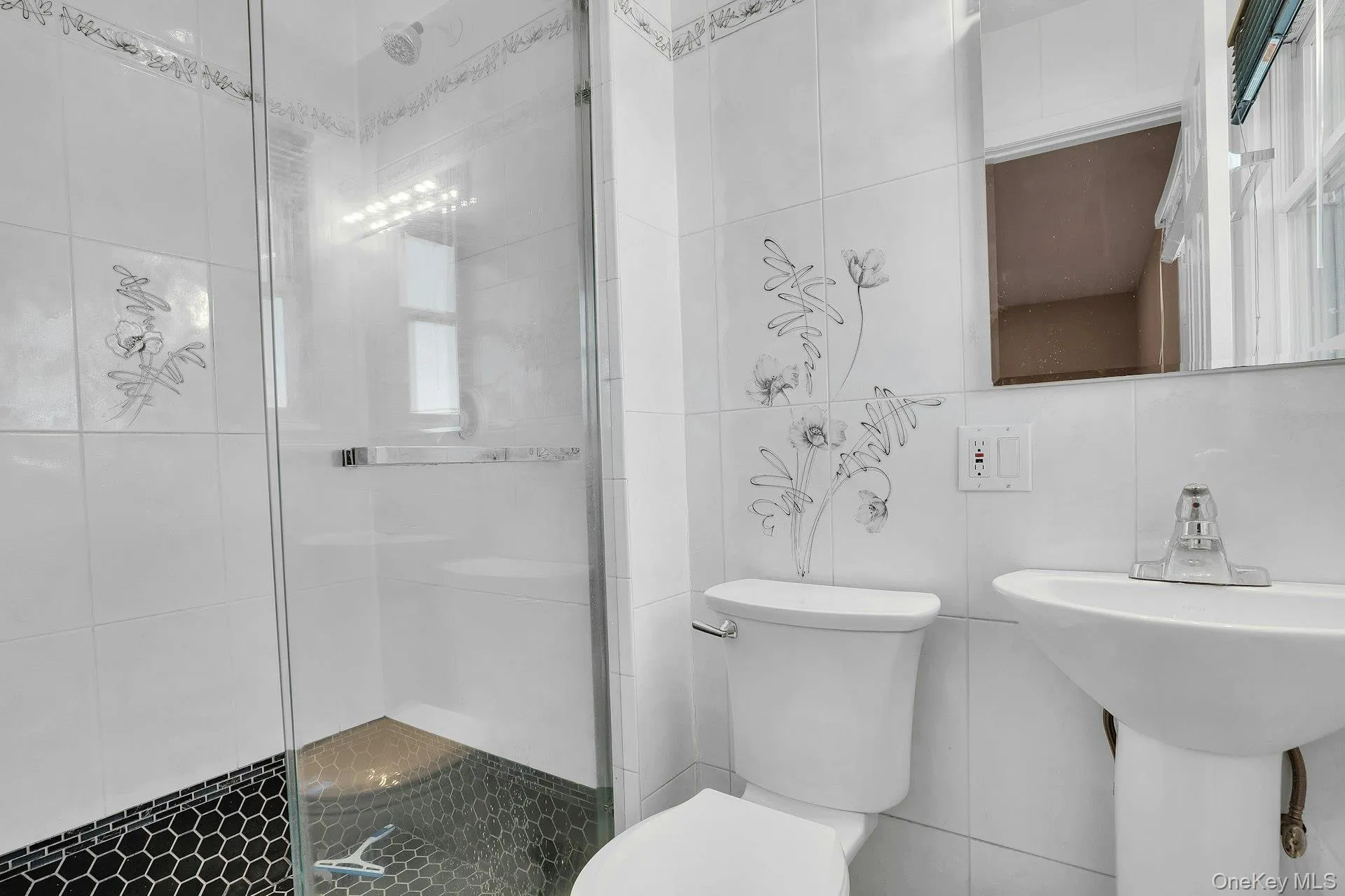 Private ensuite bathroom. Private ensuite bathroom.