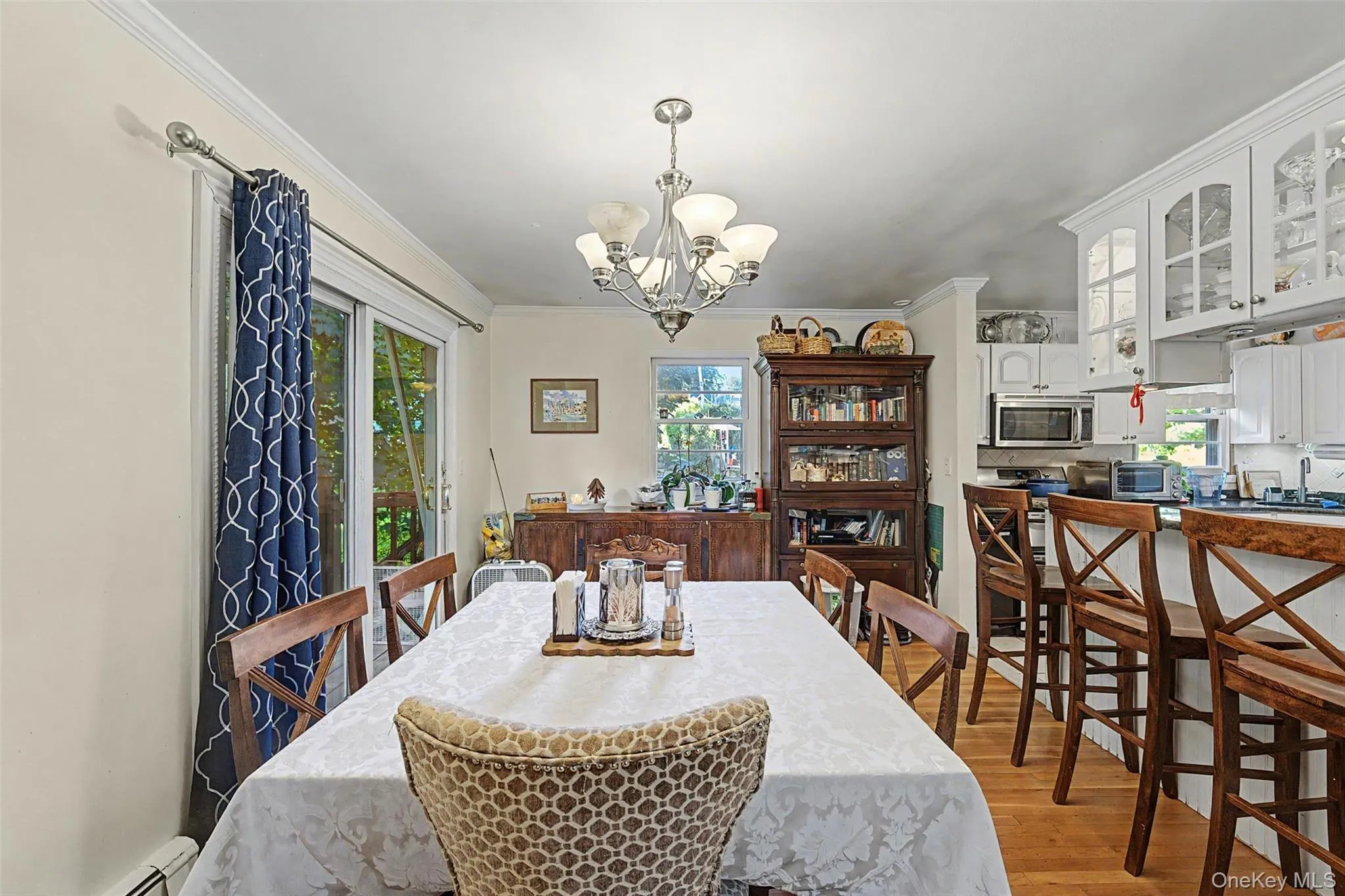 Dining Area Dining Area