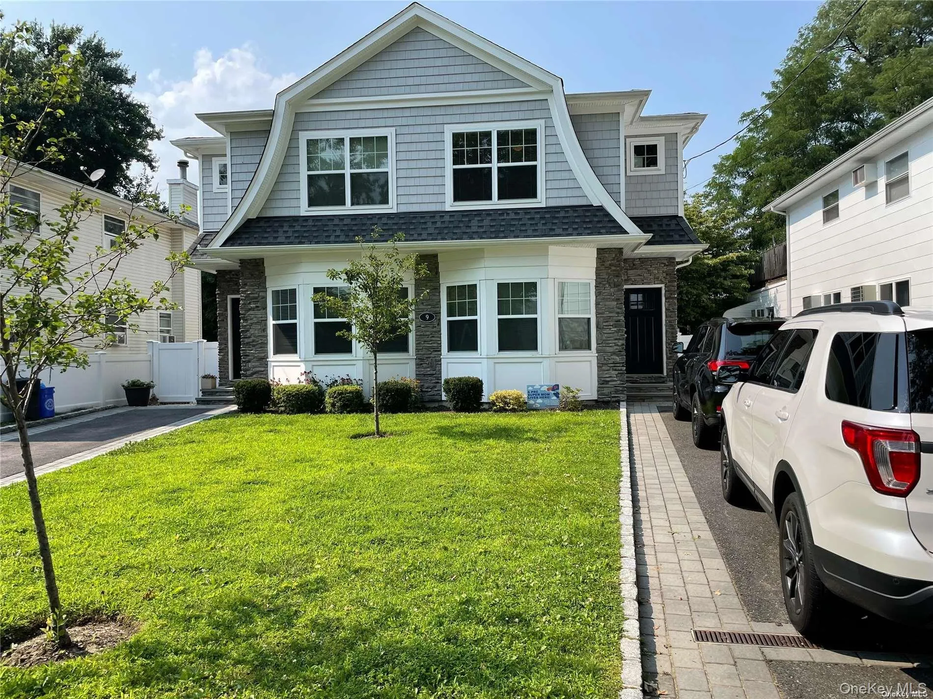 9 Mohegan Avenue, North Hempstead, NY, 3 Bedrooms Bedrooms, 6 Rooms Rooms,2 BathroomsBathrooms,Residential Lease,For Rent,Mohegan,0,1048195 9 Mohegan Avenue, North Hempstead, NY, 3 Bedrooms Bedrooms, 6 Rooms Rooms,2 BathroomsBathrooms,Residential Lease,For Rent,Mohegan,0,1048195