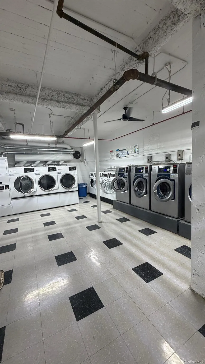86-10 Grand Avenue, New York, NY, 1 Bedroom Bedrooms, 3 Rooms Rooms,1 BathroomBathrooms,Residential,For Rent,Grand,0,1048198 86-10 Grand Avenue, New York, NY, 1 Bedroom Bedrooms, 3 Rooms Rooms,1 BathroomBathrooms,Residential,For Rent,Grand,0,1048198