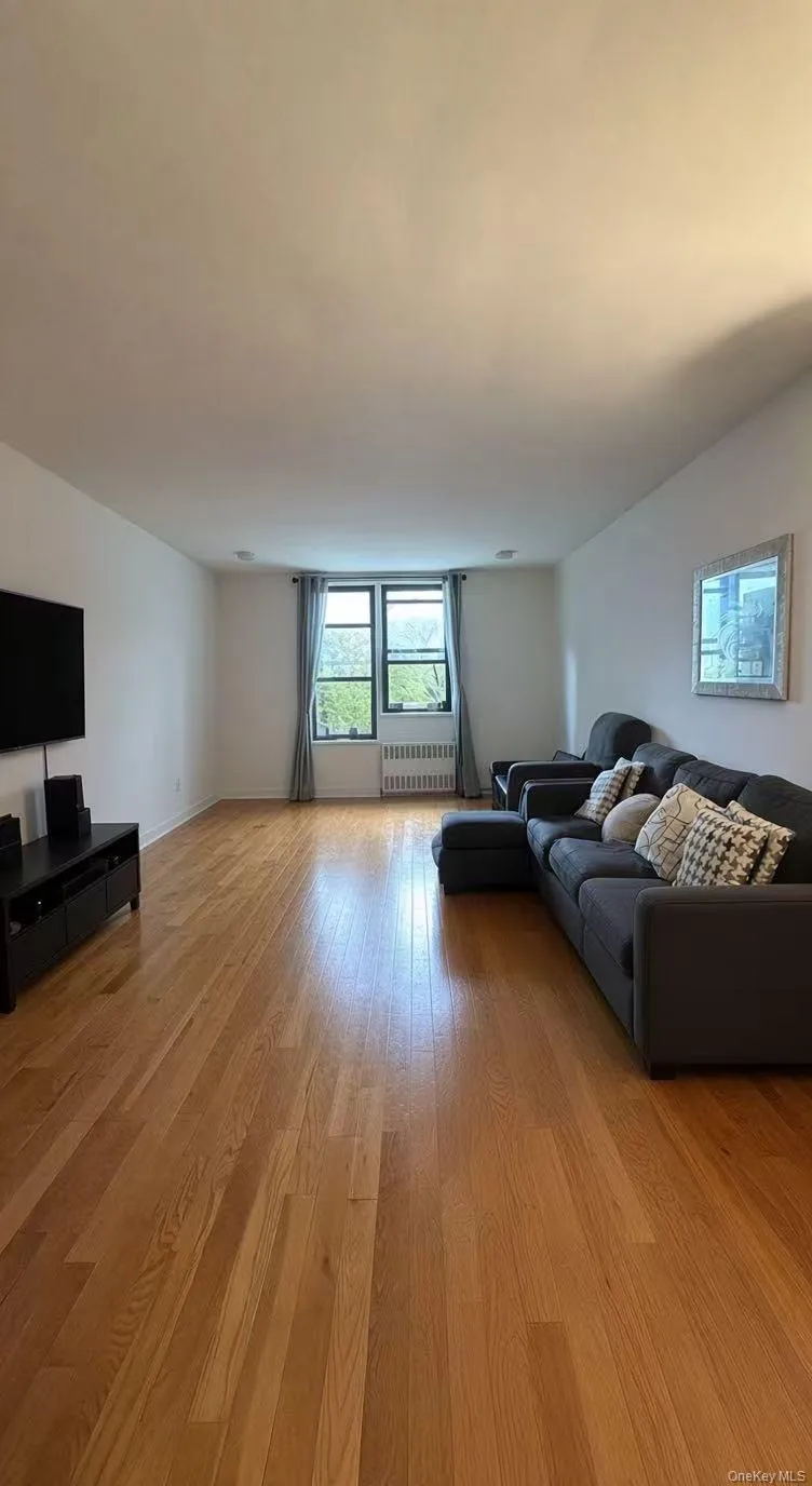 86-10 Grand Avenue, New York, NY, 1 Bedroom Bedrooms, 3 Rooms Rooms,1 BathroomBathrooms,Residential,For Rent,Grand,0,1048198 86-10 Grand Avenue, New York, NY, 1 Bedroom Bedrooms, 3 Rooms Rooms,1 BathroomBathrooms,Residential,For Rent,Grand,0,1048198