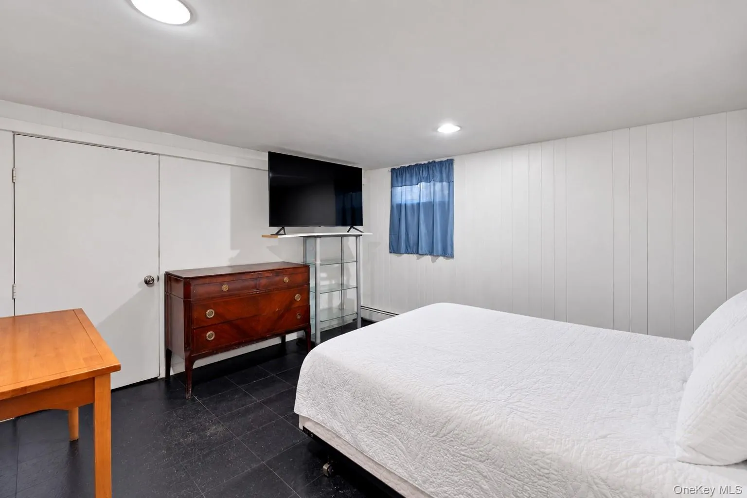 26 Michel Avenue, Oyster Bay, NY, 4 Bedrooms Bedrooms, 8 Rooms Rooms,2 BathroomsBathrooms,Residential,For Rent,Michel,0,1048199 26 Michel Avenue, Oyster Bay, NY, 4 Bedrooms Bedrooms, 8 Rooms Rooms,2 BathroomsBathrooms,Residential,For Rent,Michel,0,1048199