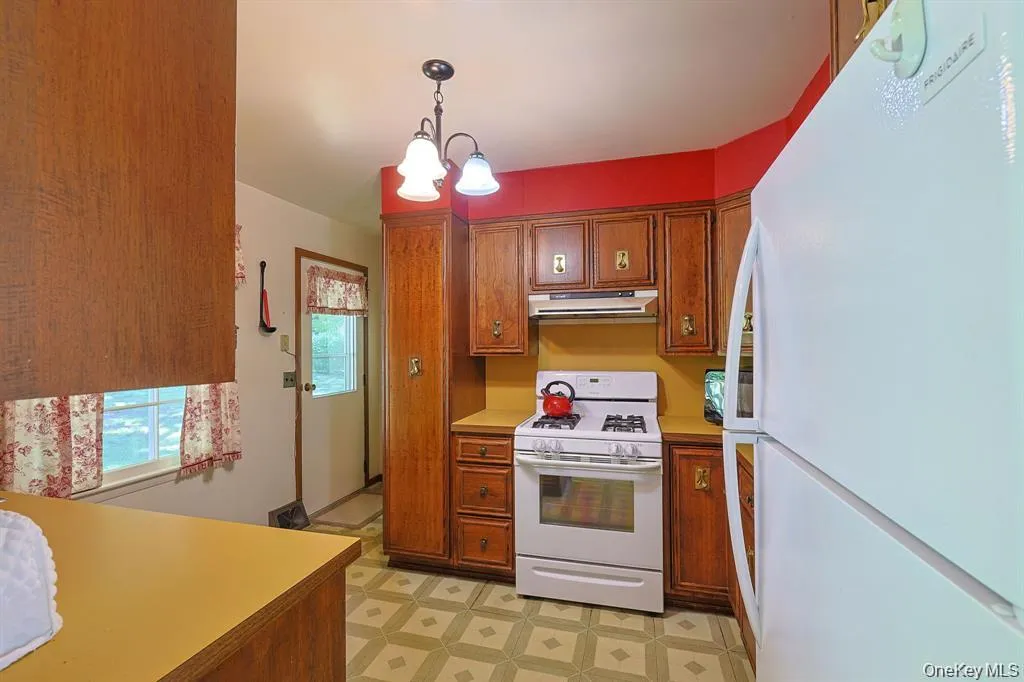 515 High Street, Monroe, NY, 4 Bedrooms Bedrooms, 8 Rooms Rooms,2 BathroomsBathrooms,Residential Lease,For Rent,High,0,1048202 515 High Street, Monroe, NY, 4 Bedrooms Bedrooms, 8 Rooms Rooms,2 BathroomsBathrooms,Residential Lease,For Rent,High,0,1048202
