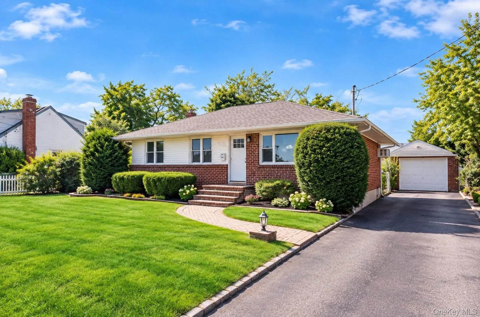 1839 Front Street, Hempstead, NY, 3 Bedrooms Bedrooms, 7 Rooms Rooms,2 BathroomsBathrooms,Residential,For Rent,Front,0,1048203 1839 Front Street, Hempstead, NY, 3 Bedrooms Bedrooms, 7 Rooms Rooms,2 BathroomsBathrooms,Residential,For Rent,Front,0,1048203