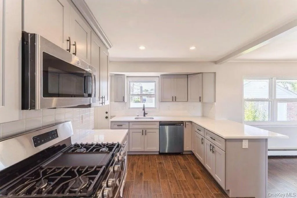 1839 Front Street, Hempstead, NY, 3 Bedrooms Bedrooms, 7 Rooms Rooms,2 BathroomsBathrooms,Residential,For Rent,Front,0,1048203 1839 Front Street, Hempstead, NY, 3 Bedrooms Bedrooms, 7 Rooms Rooms,2 BathroomsBathrooms,Residential,For Rent,Front,0,1048203