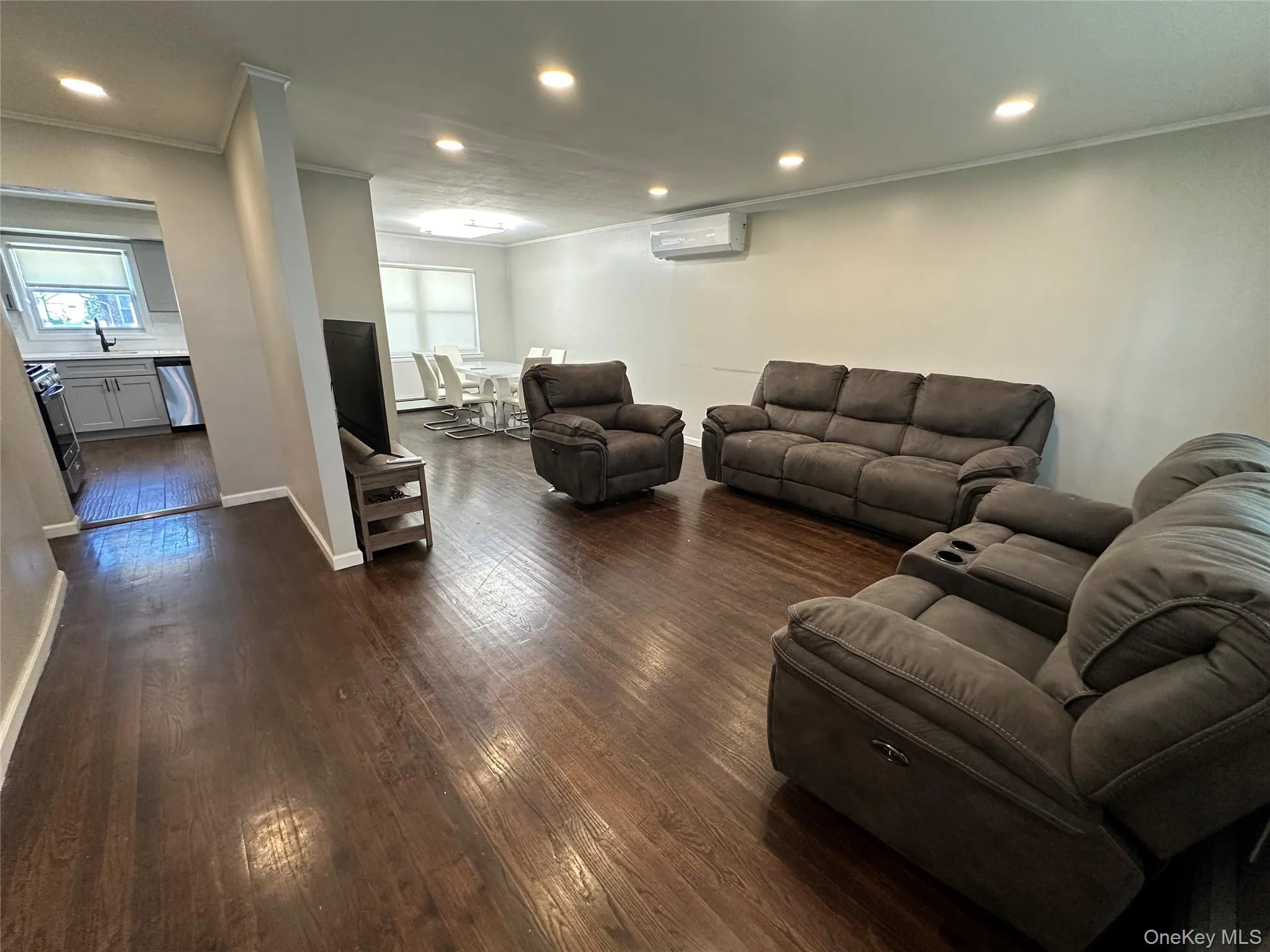 1839 Front Street, Hempstead, NY, 3 Bedrooms Bedrooms, 7 Rooms Rooms,2 BathroomsBathrooms,Residential,For Rent,Front,0,1048203 1839 Front Street, Hempstead, NY, 3 Bedrooms Bedrooms, 7 Rooms Rooms,2 BathroomsBathrooms,Residential,For Rent,Front,0,1048203