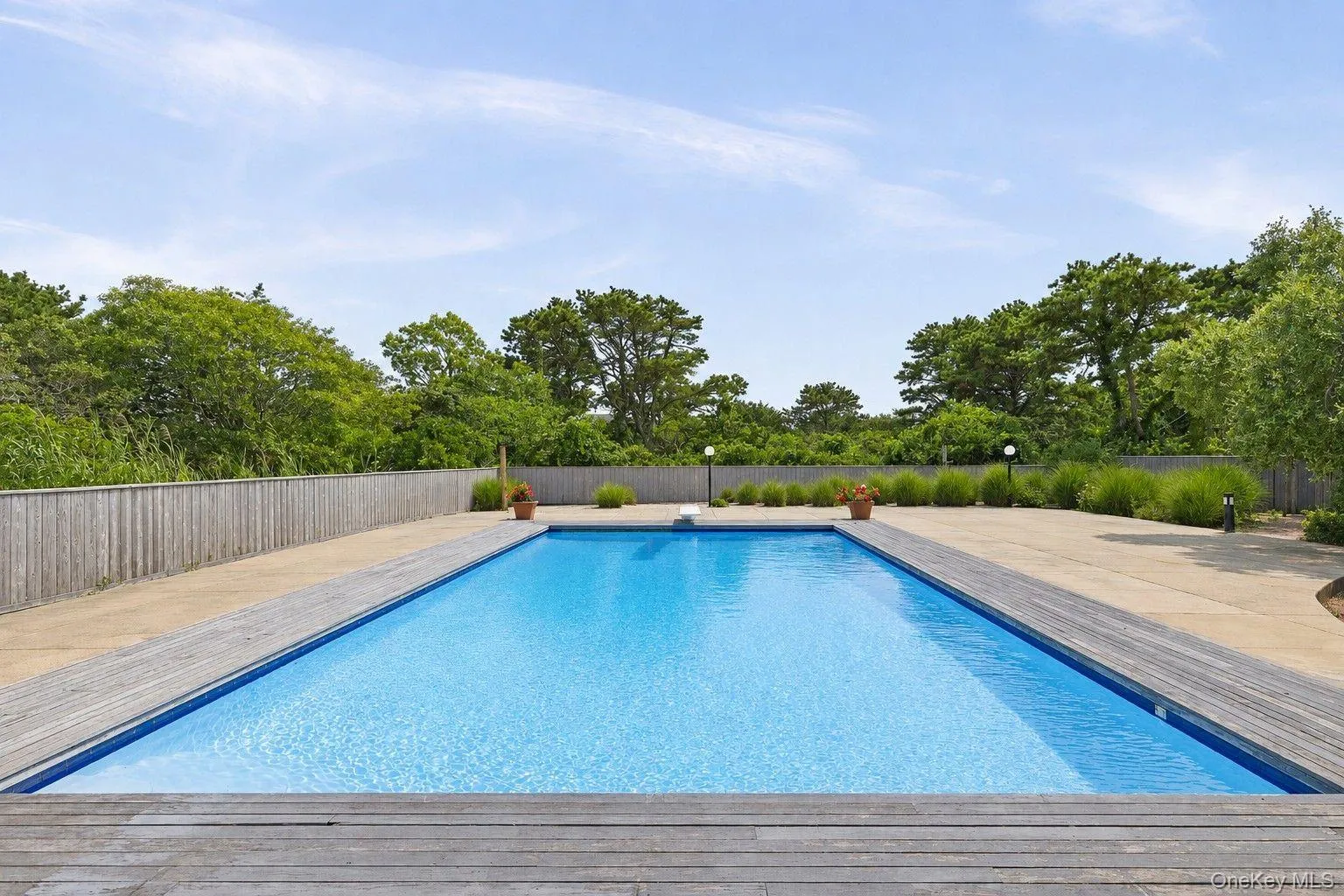 49 Gilberts Path, East Hampton, New York 11930