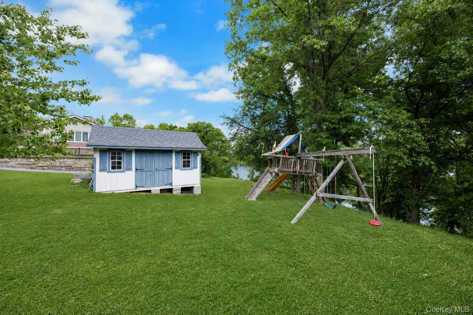 18 Valley Drive, New Windsor, NY, 3 Bedrooms Bedrooms, 9 Rooms Rooms,1 BathroomBathrooms,Residential,For Rent,Valley,0,1048208 18 Valley Drive, New Windsor, NY, 3 Bedrooms Bedrooms, 9 Rooms Rooms,1 BathroomBathrooms,Residential,For Rent,Valley,0,1048208