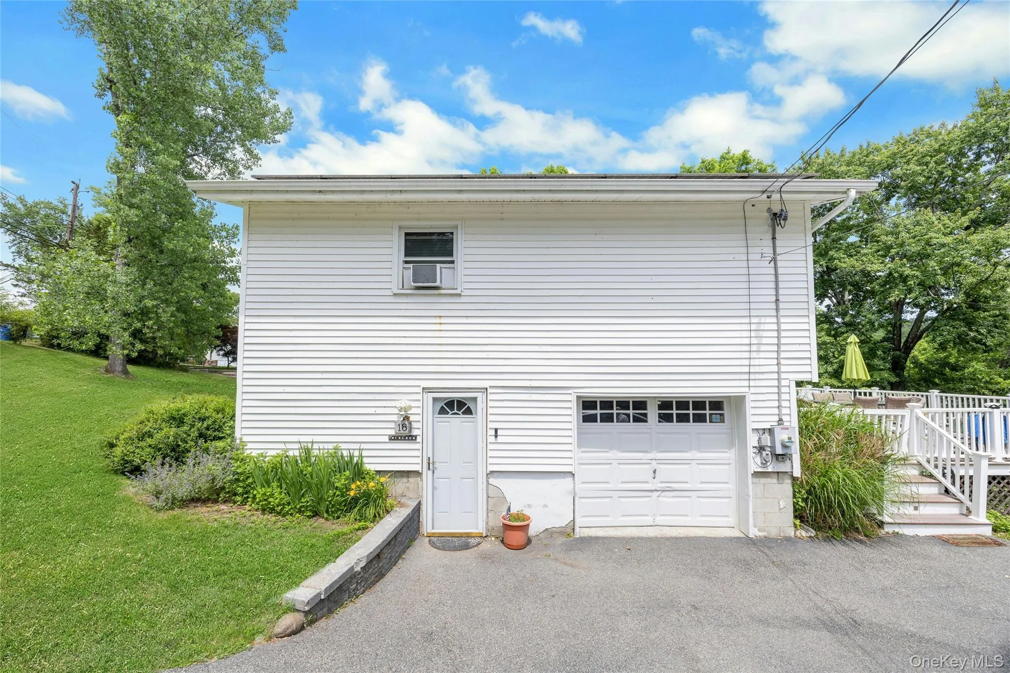 18 Valley Drive, New Windsor, NY, 3 Bedrooms Bedrooms, 9 Rooms Rooms,1 BathroomBathrooms,Residential,For Rent,Valley,0,1048208 18 Valley Drive, New Windsor, NY, 3 Bedrooms Bedrooms, 9 Rooms Rooms,1 BathroomBathrooms,Residential,For Rent,Valley,0,1048208