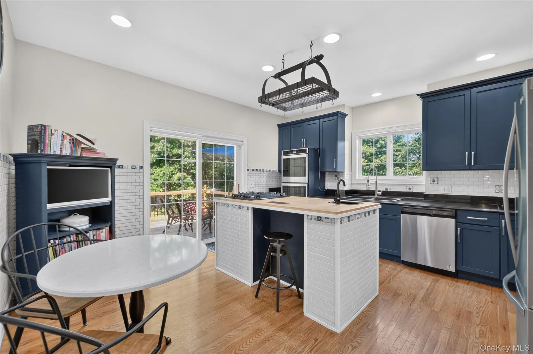 5 Harvey Way, Newburgh (town), NY, 4 Bedrooms Bedrooms, 13 Rooms Rooms,3 BathroomsBathrooms,Residential,For Rent,Harvey,0,1048211 5 Harvey Way, Newburgh (town), NY, 4 Bedrooms Bedrooms, 13 Rooms Rooms,3 BathroomsBathrooms,Residential,For Rent,Harvey,0,1048211