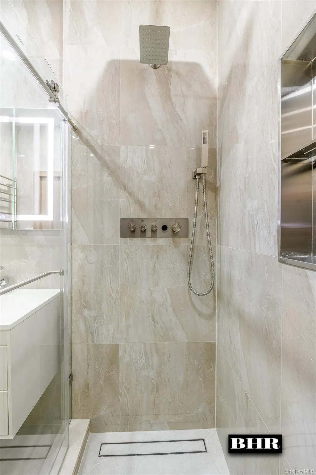 2636 7th Street, New York, NY, 3 Bedrooms Bedrooms, 7 Rooms Rooms,2 BathroomsBathrooms,Residential,For Rent,7th,0,1048213 2636 7th Street, New York, NY, 3 Bedrooms Bedrooms, 7 Rooms Rooms,2 BathroomsBathrooms,Residential,For Rent,7th,0,1048213
