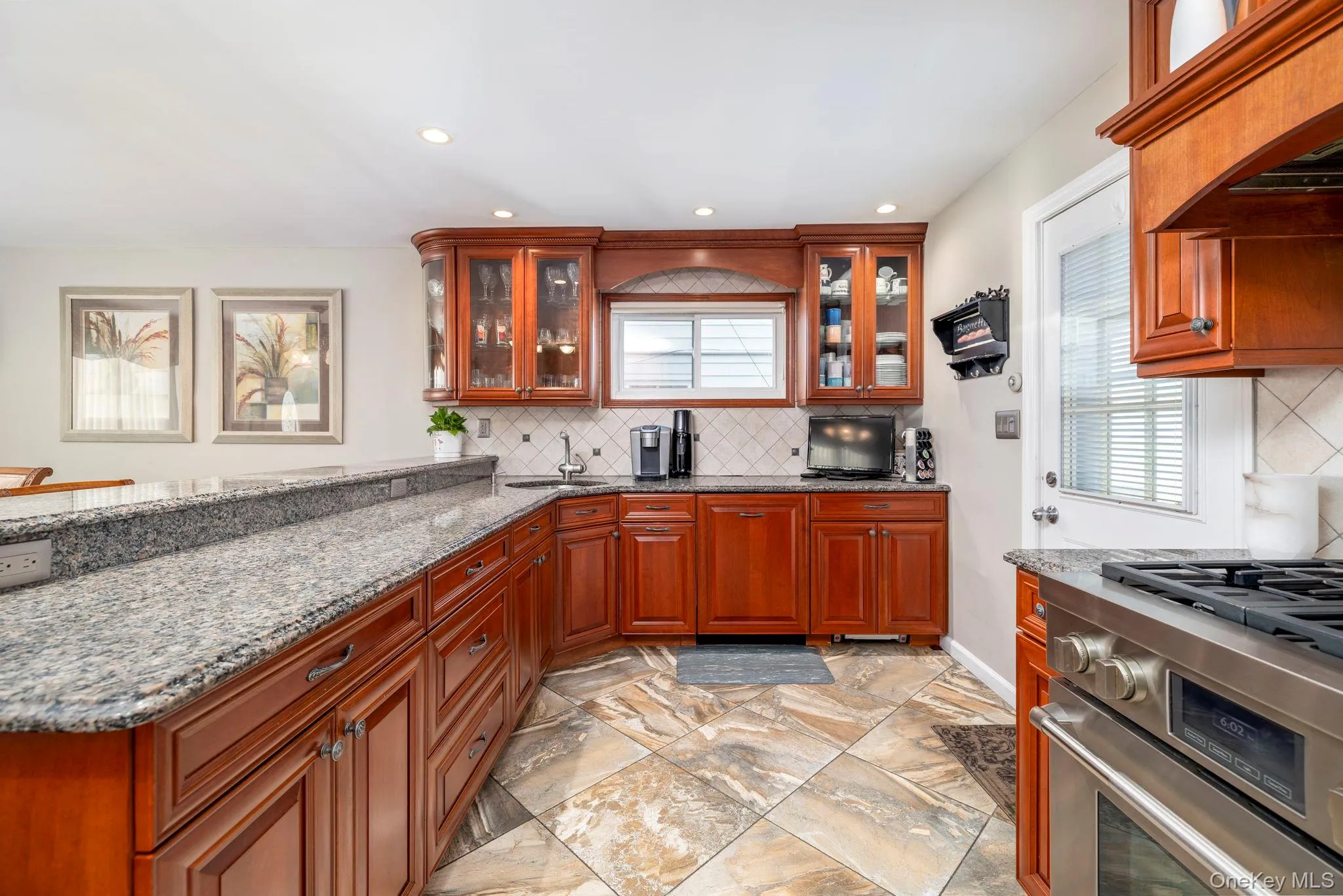 2569 Wantagh Avenue, Hempstead, NY, 3 Bedrooms Bedrooms, 7 Rooms Rooms,2 BathroomsBathrooms,Residential,For Rent,Wantagh,0,1048217 2569 Wantagh Avenue, Hempstead, NY, 3 Bedrooms Bedrooms, 7 Rooms Rooms,2 BathroomsBathrooms,Residential,For Rent,Wantagh,0,1048217